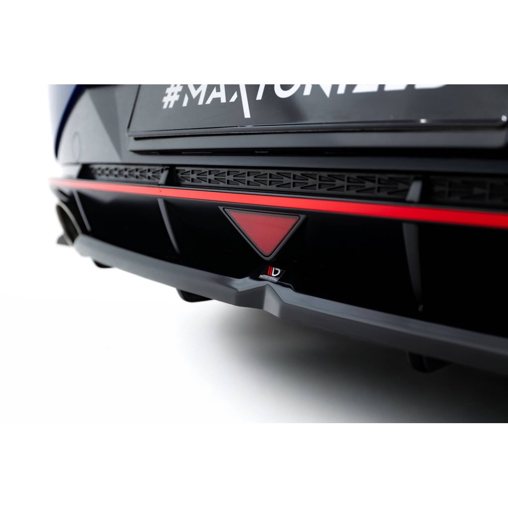 Maxton Design středový spoiler pod zadní nárazník s žebrováním pro Hyundai Elantra N Mk7, černý lesklý plast ABS