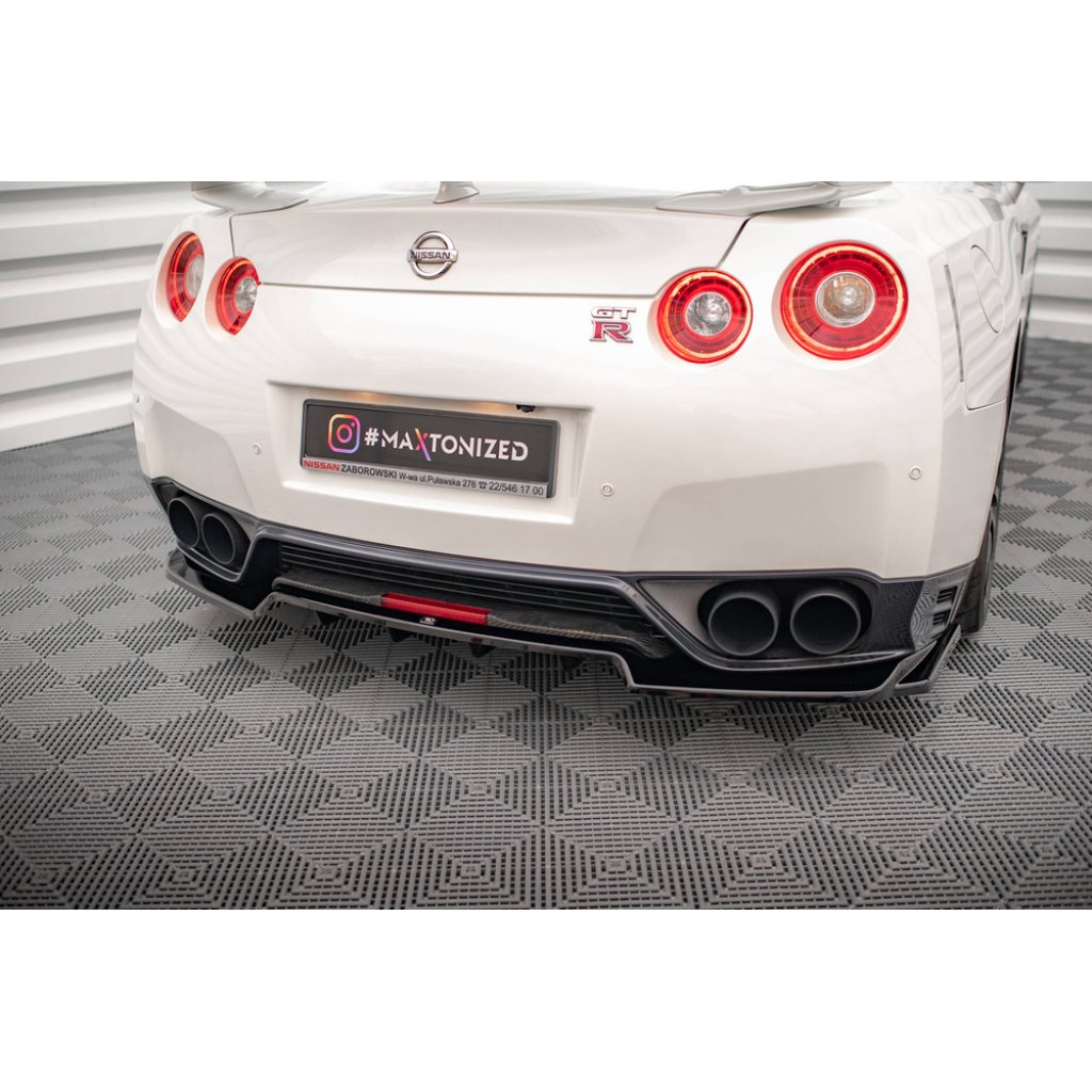 Maxton Design středový spoiler pod zadní nárazník s žebrováním pro Nissan GT-R R35 Facelift, černý lesklý plast ABS, r.v. 2011-2016