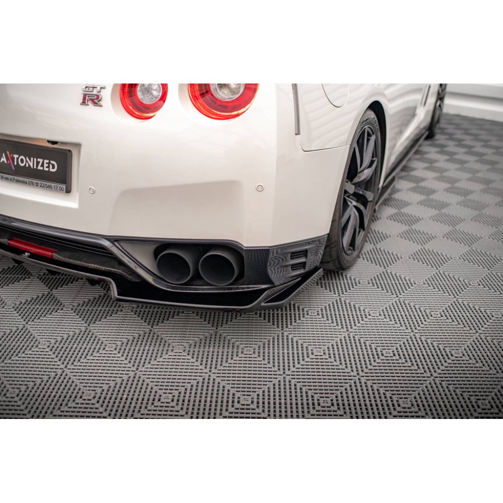 Maxton Design středový spoiler pod zadní nárazník s žebrováním pro Nissan GT-R R35 Facelift, černý lesklý plast ABS, r.v. 2011-2016