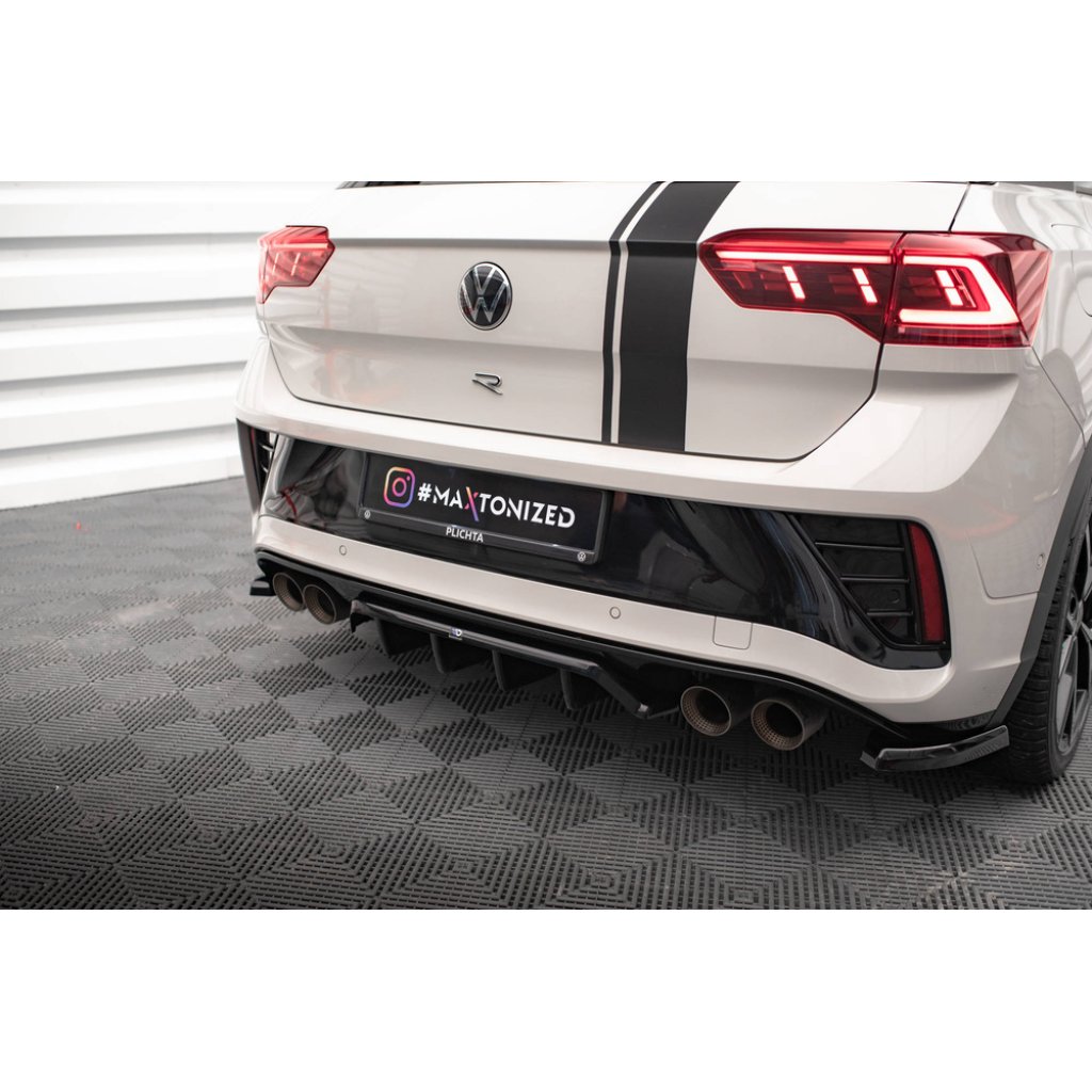 Maxton Design středový spoiler pod zadní nárazník s žebrováním pro Volkswagen T-roc R Mk1, černý lesklý plast ABS, vč. R-Line