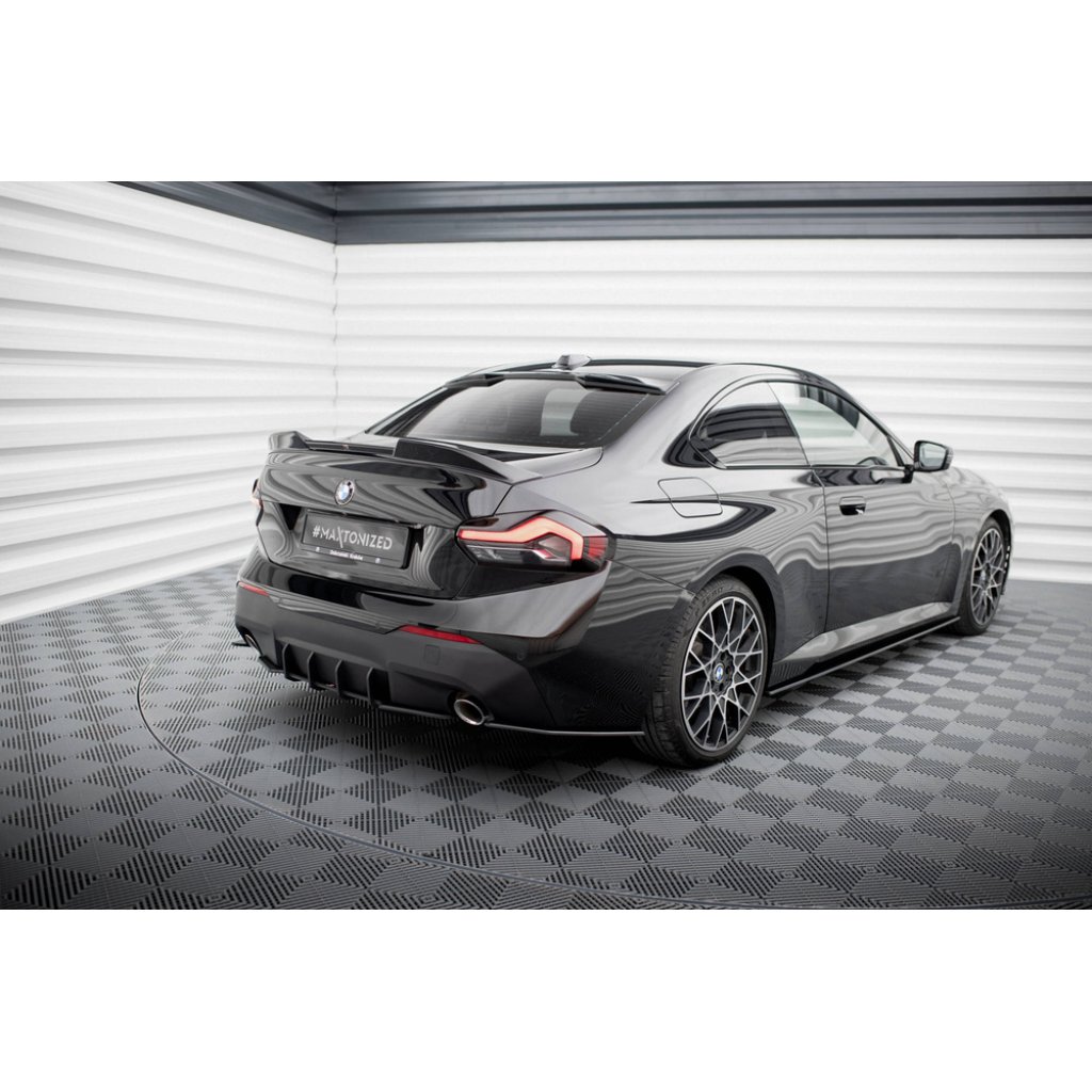 Maxton Design "Street Pro" boční difuzory pod zadní nárazník pro BMW řada 2 G42 Standard, plast ABS bez povrchové úpravy, s červenou linkou