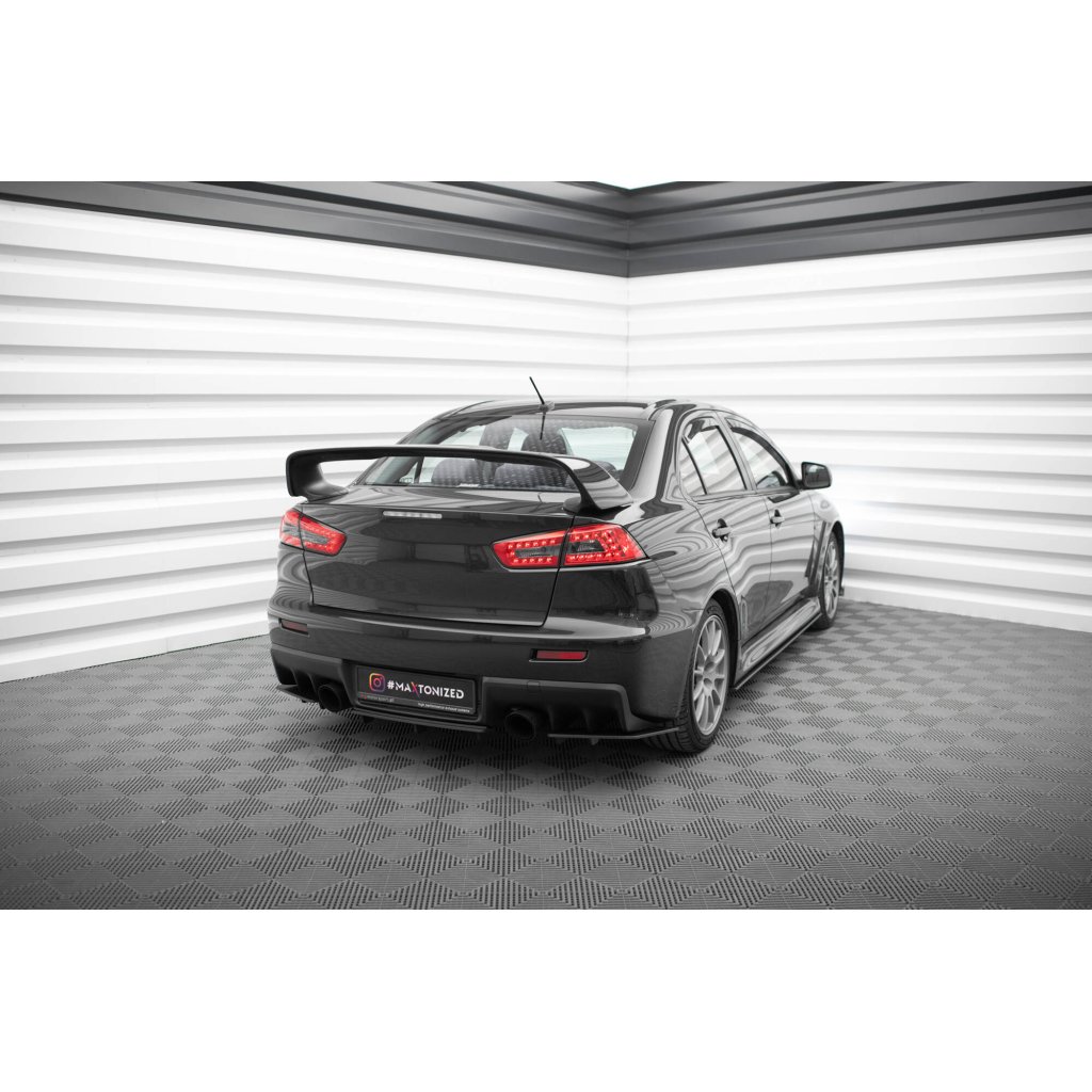 Maxton Design "Street Pro" boční difuzory pod zadní nárazník pro Mitsubishi Lancer Evo Mk10, plast ABS bez povrchové úpravy