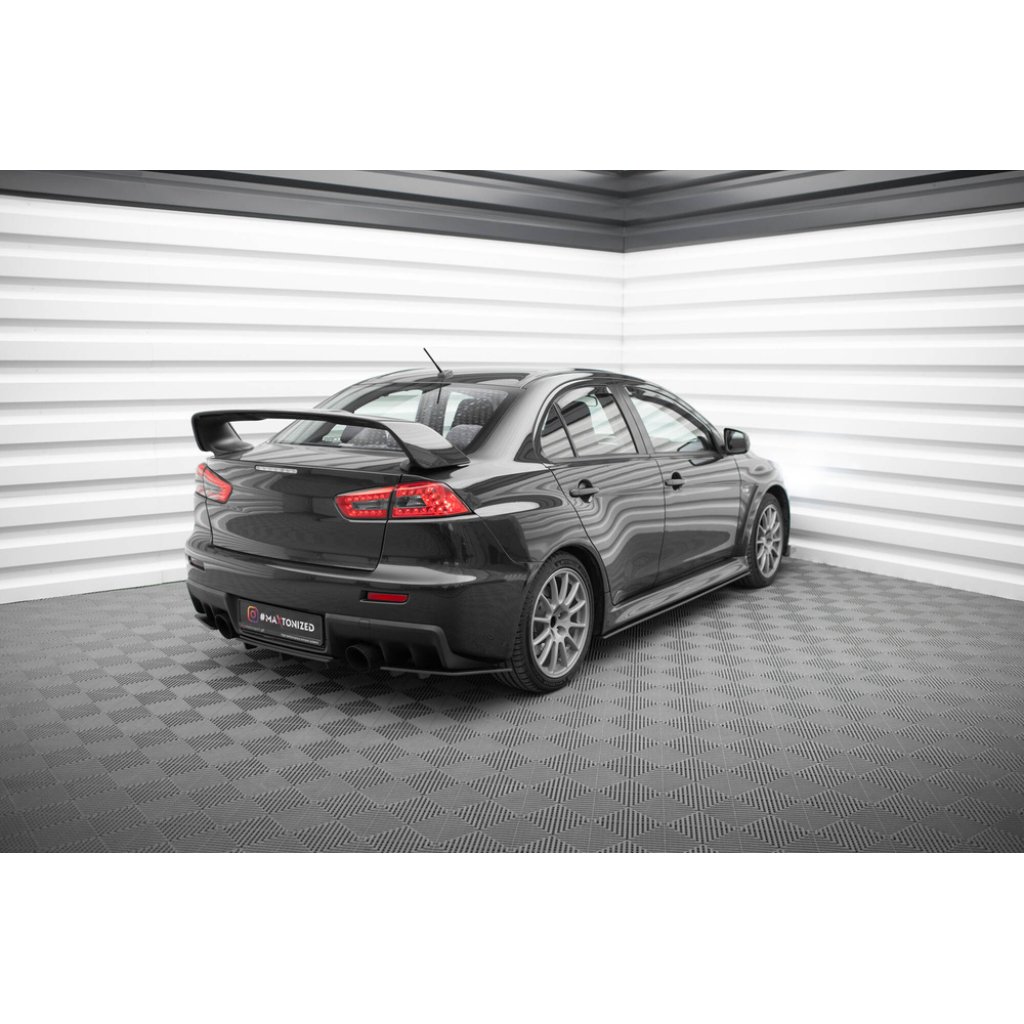 Maxton Design "Street Pro" boční difuzory pod zadní nárazník pro Mitsubishi Lancer Evo Mk10, plast ABS bez povrchové úpravy, s černou a červenou linkou