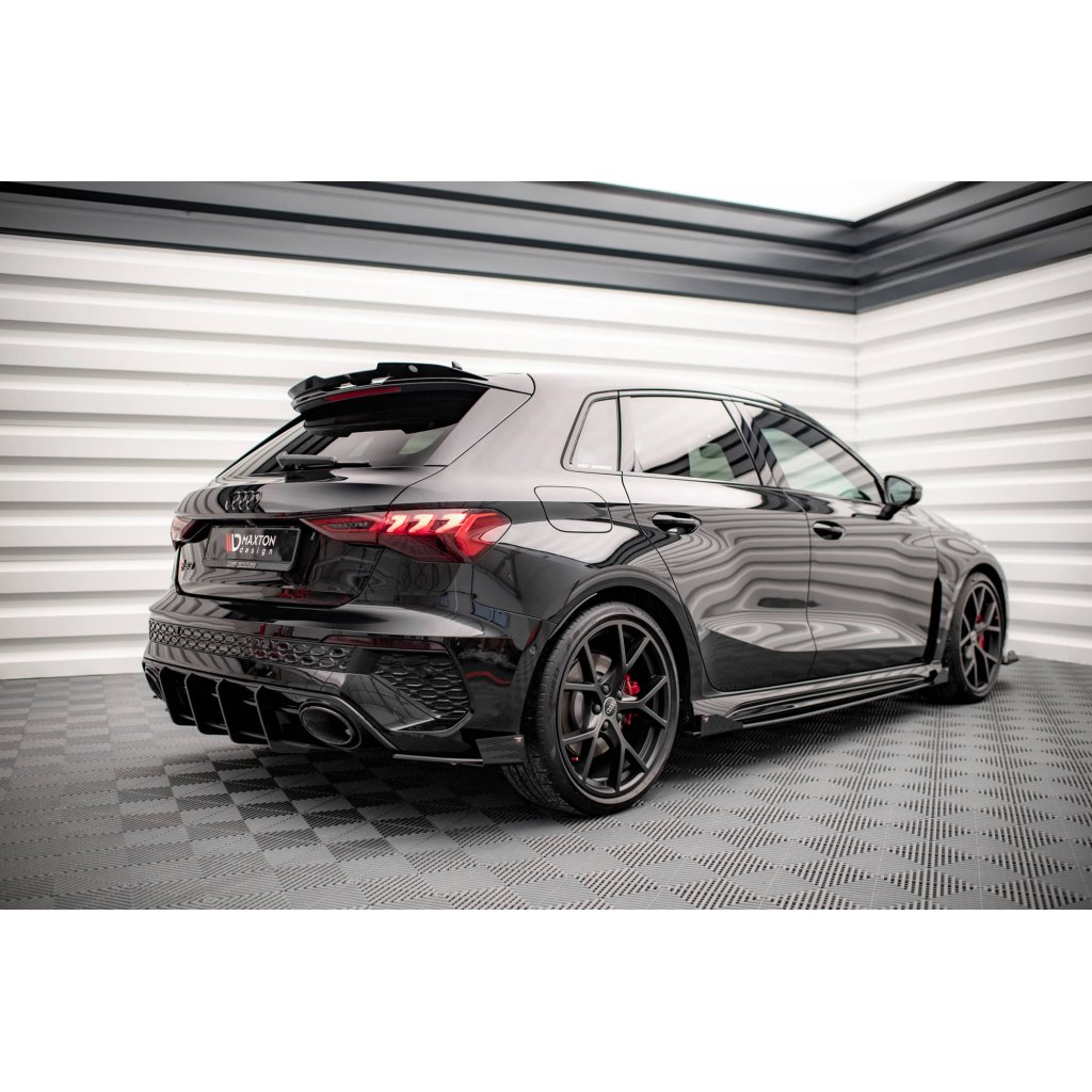 Maxton Design "Street Pro" boční difuzory pod zadní nárazník s křidélky pro Audi RS3 8Y, plast ABS bez povrchové úpravy, Sportback, s červenou linkou