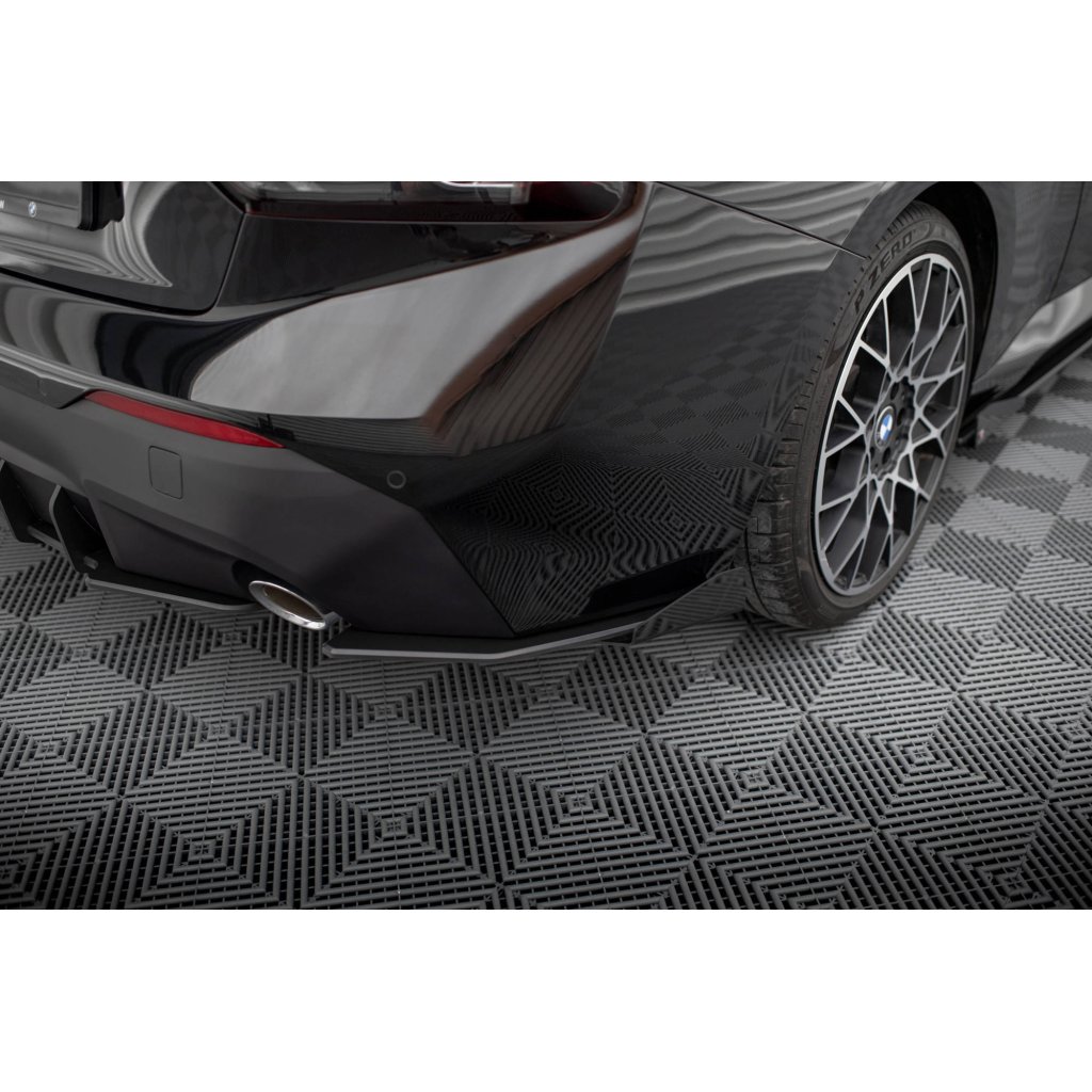 Maxton Design "Street Pro" boční difuzory pod zadní nárazník s křidélky pro BMW řada 2 G42 Standard, plast ABS bez povrchové úpravy