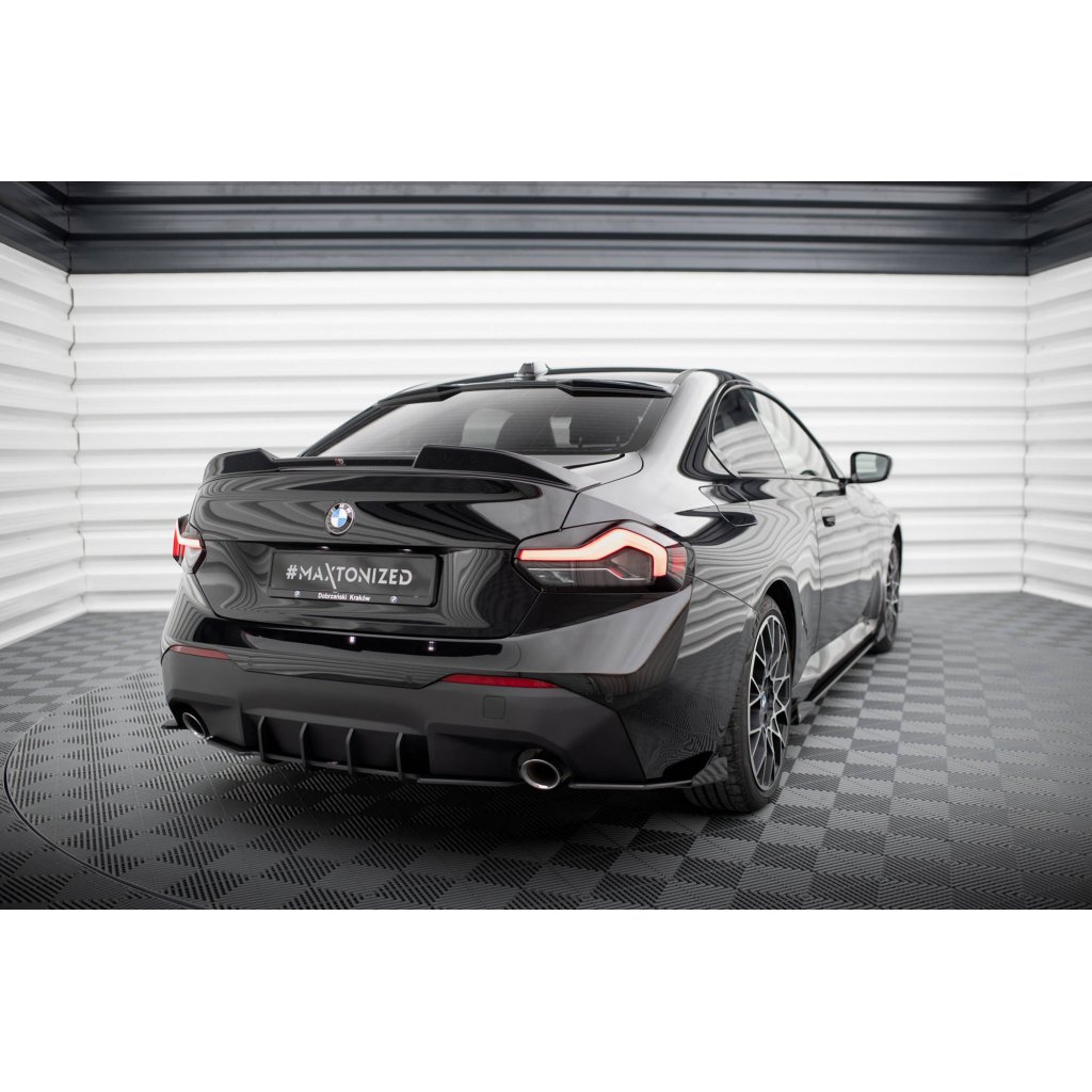 Maxton Design "Street Pro" boční difuzory pod zadní nárazník s křidélky pro BMW řada 2 G42 Standard, plast ABS bez povrchové úpravy