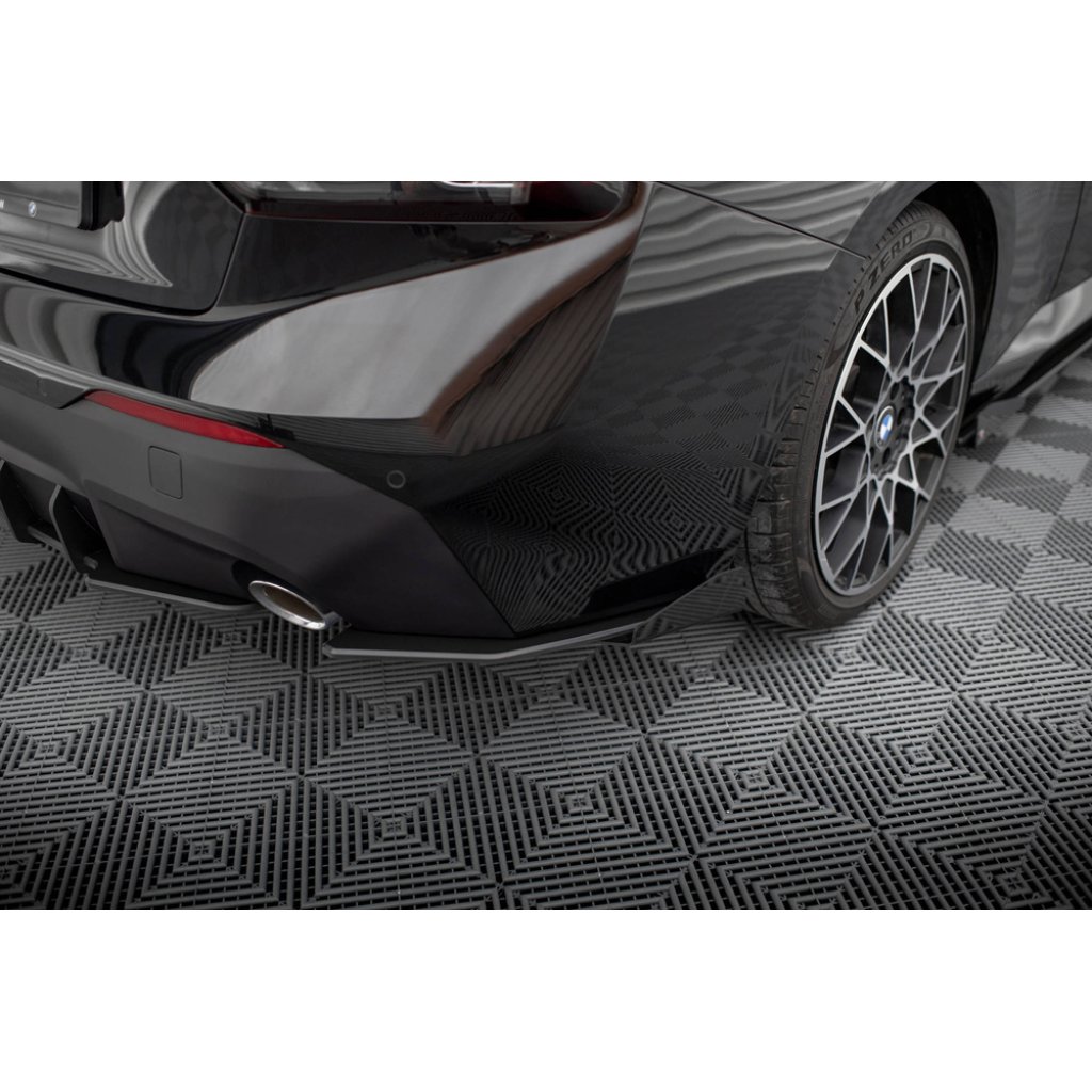 Maxton Design "Street Pro" boční difuzory pod zadní nárazník s křidélky pro BMW řada 2 G42 Standard, plast ABS bez povrchové úpravy