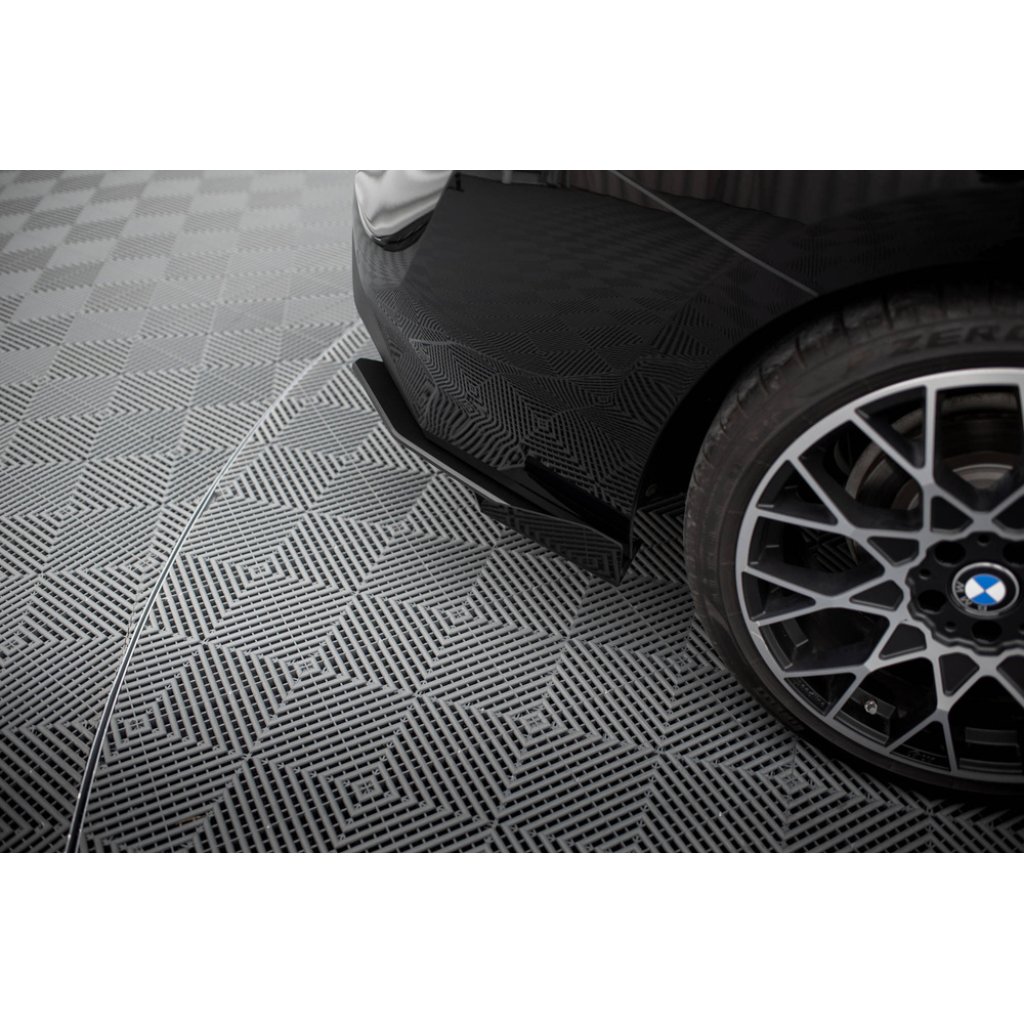 Maxton Design "Street Pro" boční difuzory pod zadní nárazník s křidélky pro BMW řada 2 G42 Standard, plast ABS bez povrchové úpravy