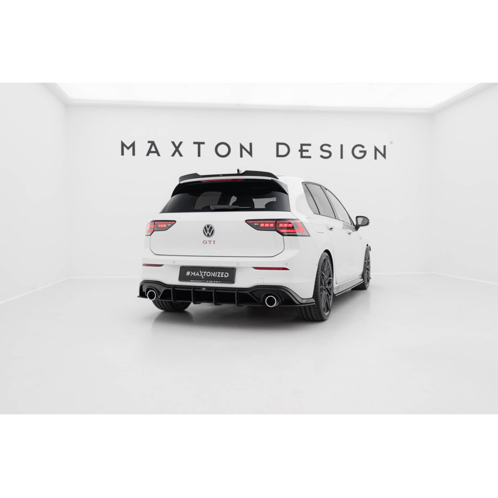 Maxton Design "Street Pro" boční difuzory pod zadní nárazník v.1 pro Volkswagen Golf GTI Mk8, Mk8 Facelift, plast ABS bez povrchové úpravy