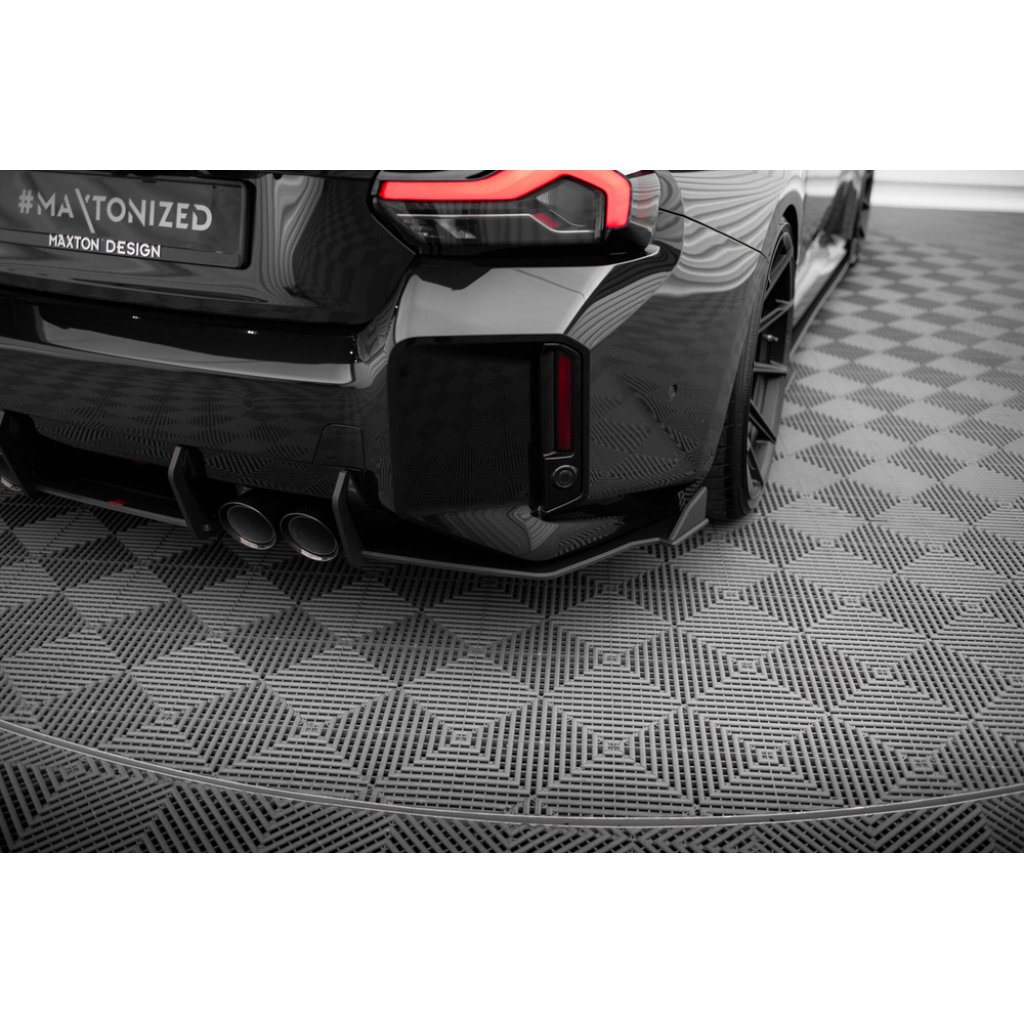 Maxton Design "Street Pro" boční difuzory pod zadní nárazník v.2 pro BMW M2 G87, plast ABS bez povrchové úpravy, s červenou linkou