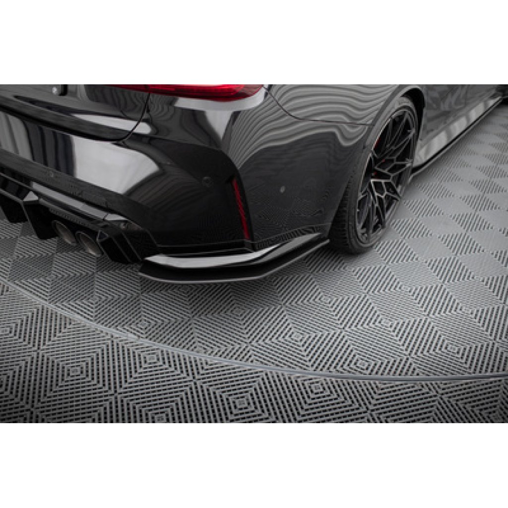 Maxton Design "Street Pro" boční difuzory pod zadní nárazník v.2 pro BMW M3 G80, plast ABS bez povrchové úpravy, s červenou linkou