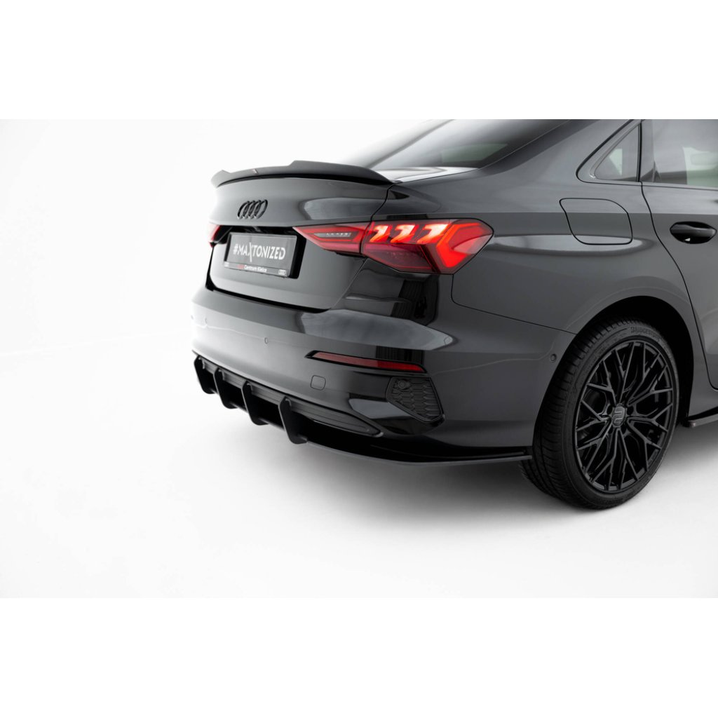 Maxton Design "Street Pro" difuzor zadního nárazníku pro Audi A3 8Y, plast ABS bez povrchové úpravy, Sedan, s černou a červenou linkou