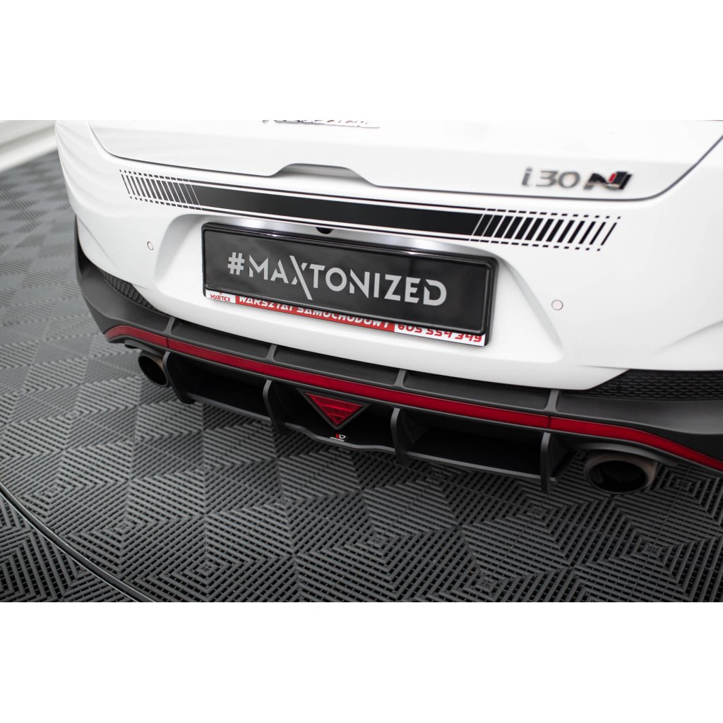 Maxton Design "Street Pro" difuzor zadního nárazníku pro Hyundai i30 N Mk3, černý lesklý plast ABS, Fastback, s červenou linkou