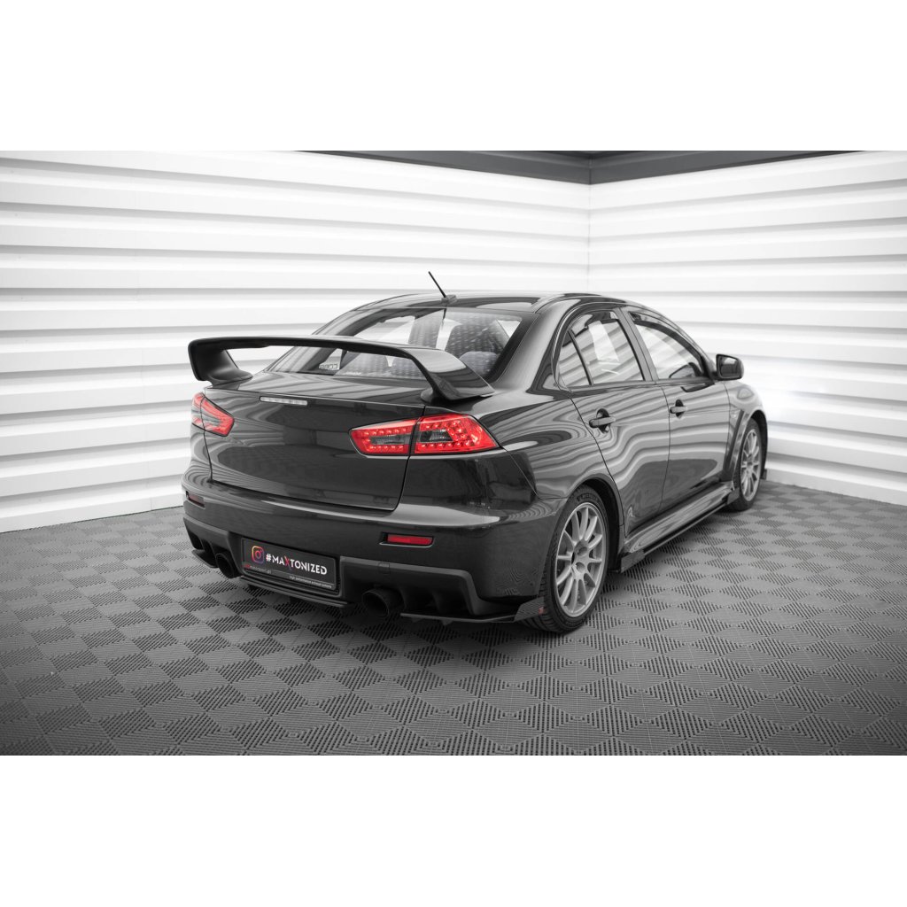Maxton Design "Street Pro" difuzor zadního nárazníku pro Mitsubishi Lancer Evo Mk10, plast ABS bez povrchové úpravy