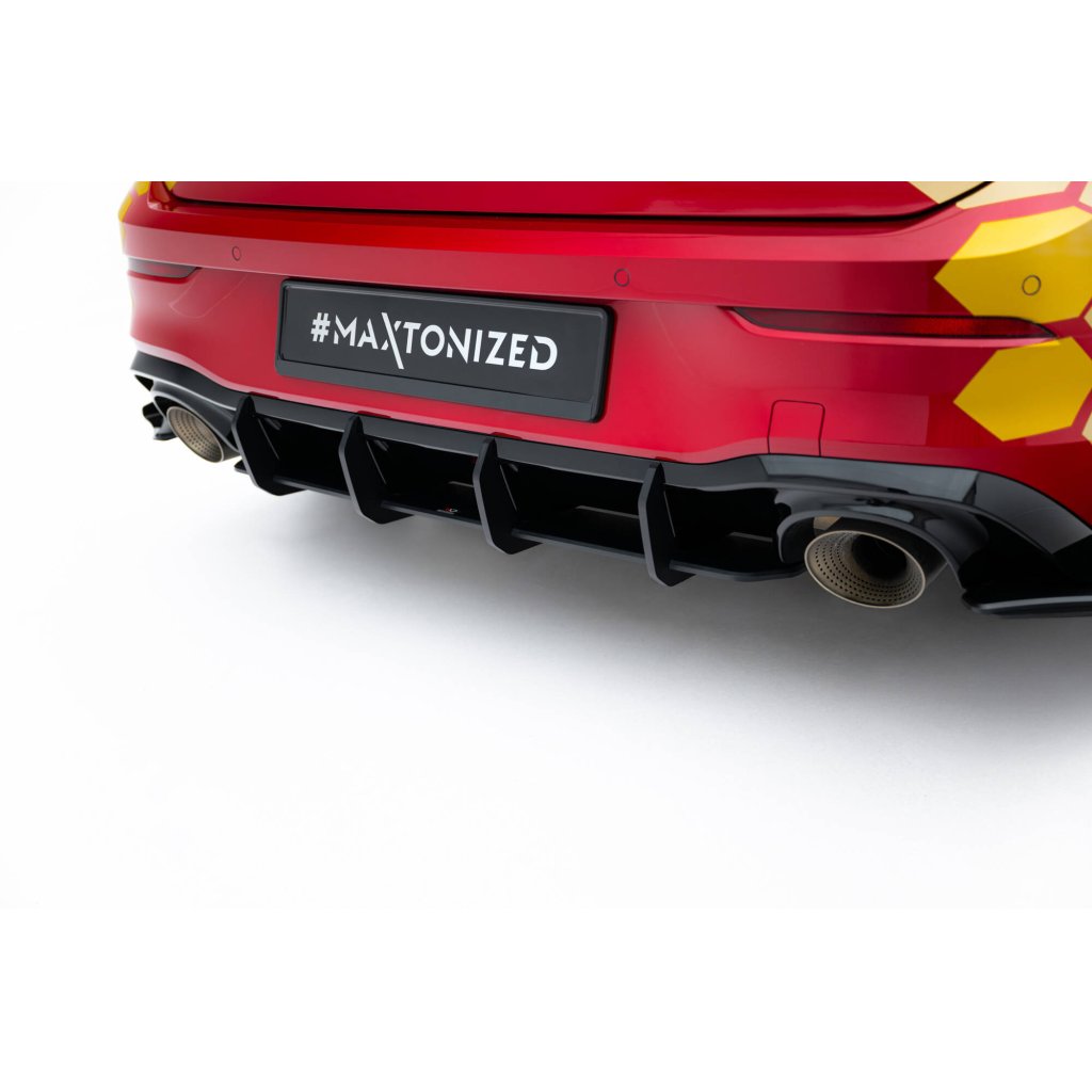 Maxton Design "Street Pro" difuzor zadního nárazníku v.2 pro Volkswagen Golf GTI Mk8 Facelift, plast ABS bez povrchové úpravy, Clubsport, s červenou linkou