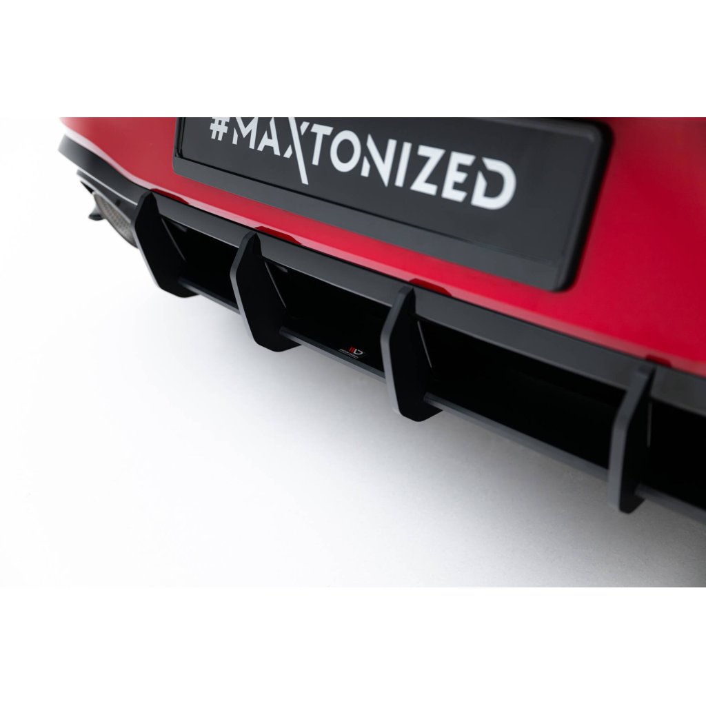 Maxton Design "Street Pro" difuzor zadního nárazníku v.2 pro Volkswagen Golf GTI Mk8 Facelift, plast ABS bez povrchové úpravy, Clubsport, s červenou linkou