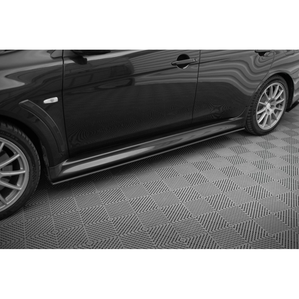 Maxton Design "Street Pro" difuzory pod boční prahy pro Mitsubishi Lancer Evo Mk10, plast ABS bez povrchové úpravy