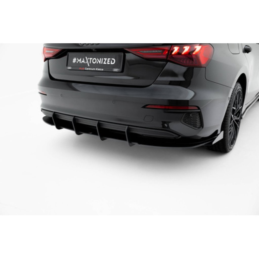 Maxton Design ''Street Pro'' difuzory pod boční prahy s křidélky pro Audi A3 8Y, plast ABS bez povrchové úpravy, Sedan, s červenou linkou