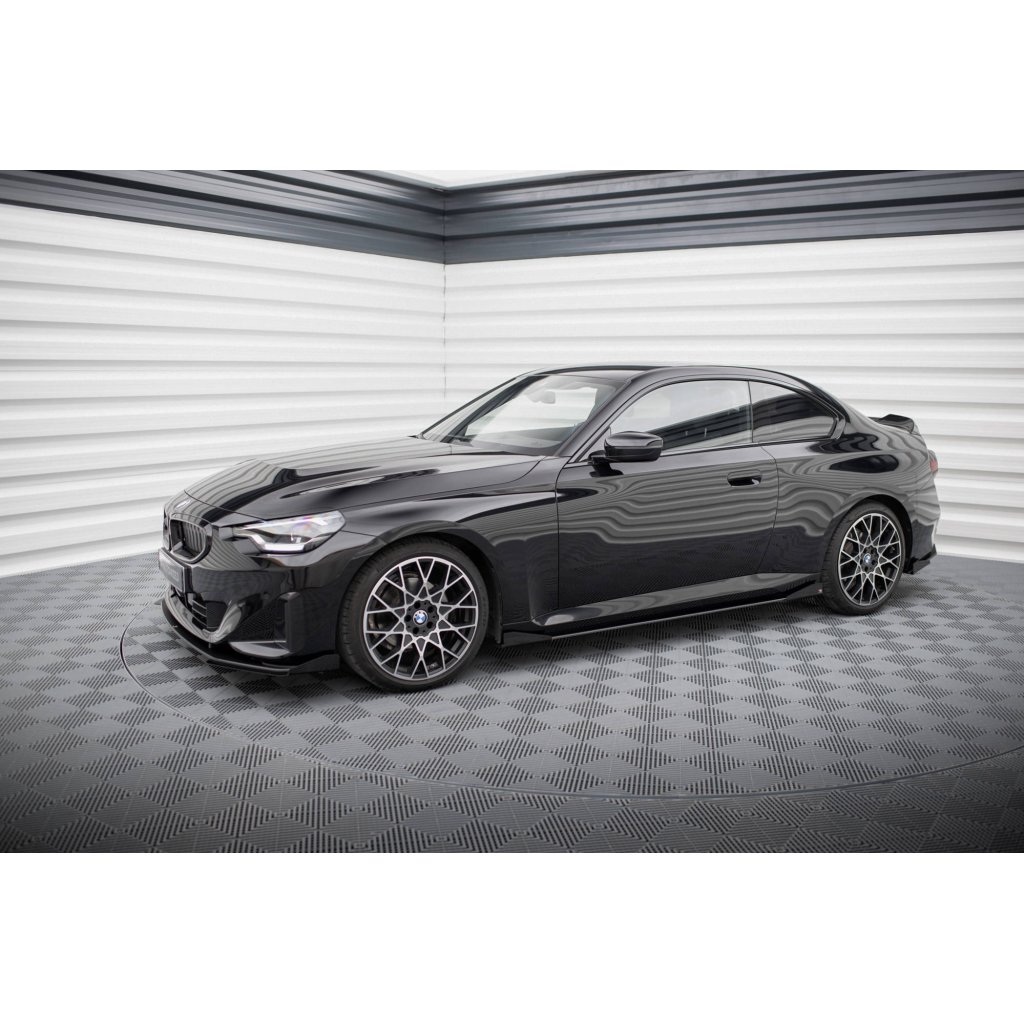 Maxton Design "Street Pro" difuzory pod boční prahy s křidélky pro BMW řada 2 G42 Standard, plast ABS bez povrchové úpravy, s červenou linkou