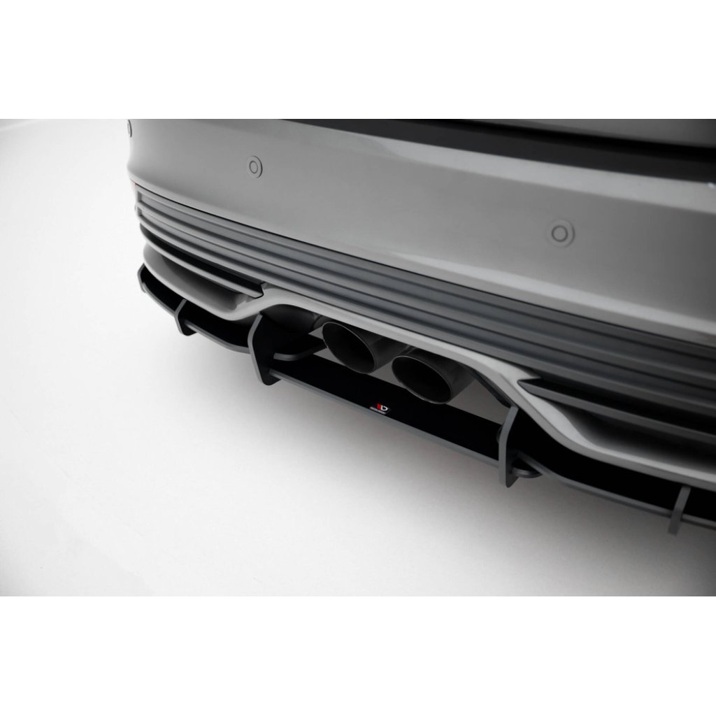 Maxton Design ''Street Pro'' difuzory pod boční prahy s křidélky pro Ford Focus ST Mk3 Facelift, plast ABS bez povrchové úpravy, s černou linkou