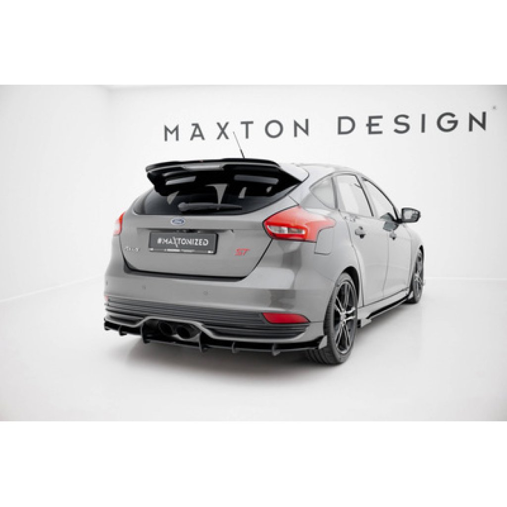 Maxton Design ''Street Pro'' difuzory pod boční prahy s křidélky pro Ford Focus ST Mk3 Facelift, plast ABS bez povrchové úpravy, s černou linkou