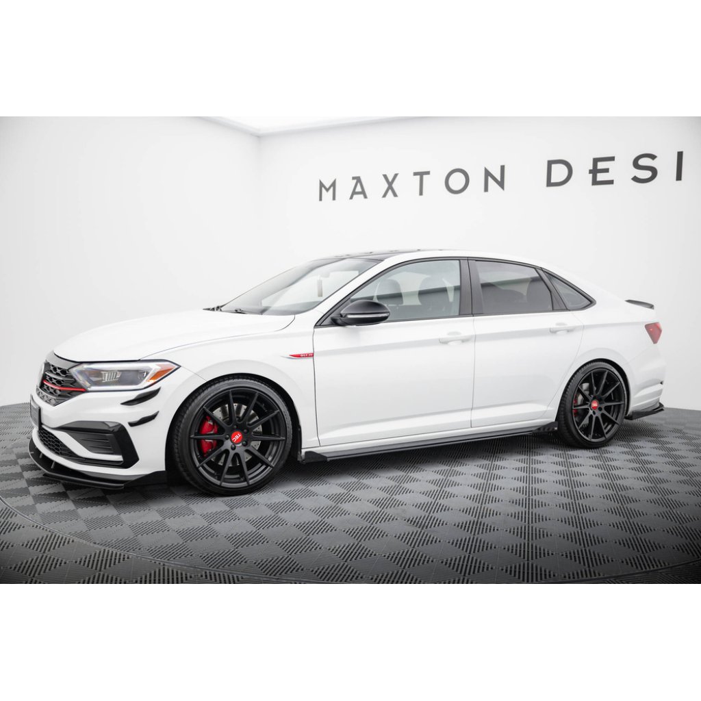 Maxton Design "Street Pro" difuzory pod boční prahy s křidélky pro Volkswagen Jetta Mk7 GLI, černý lesklý plast ABS, s černou linkou