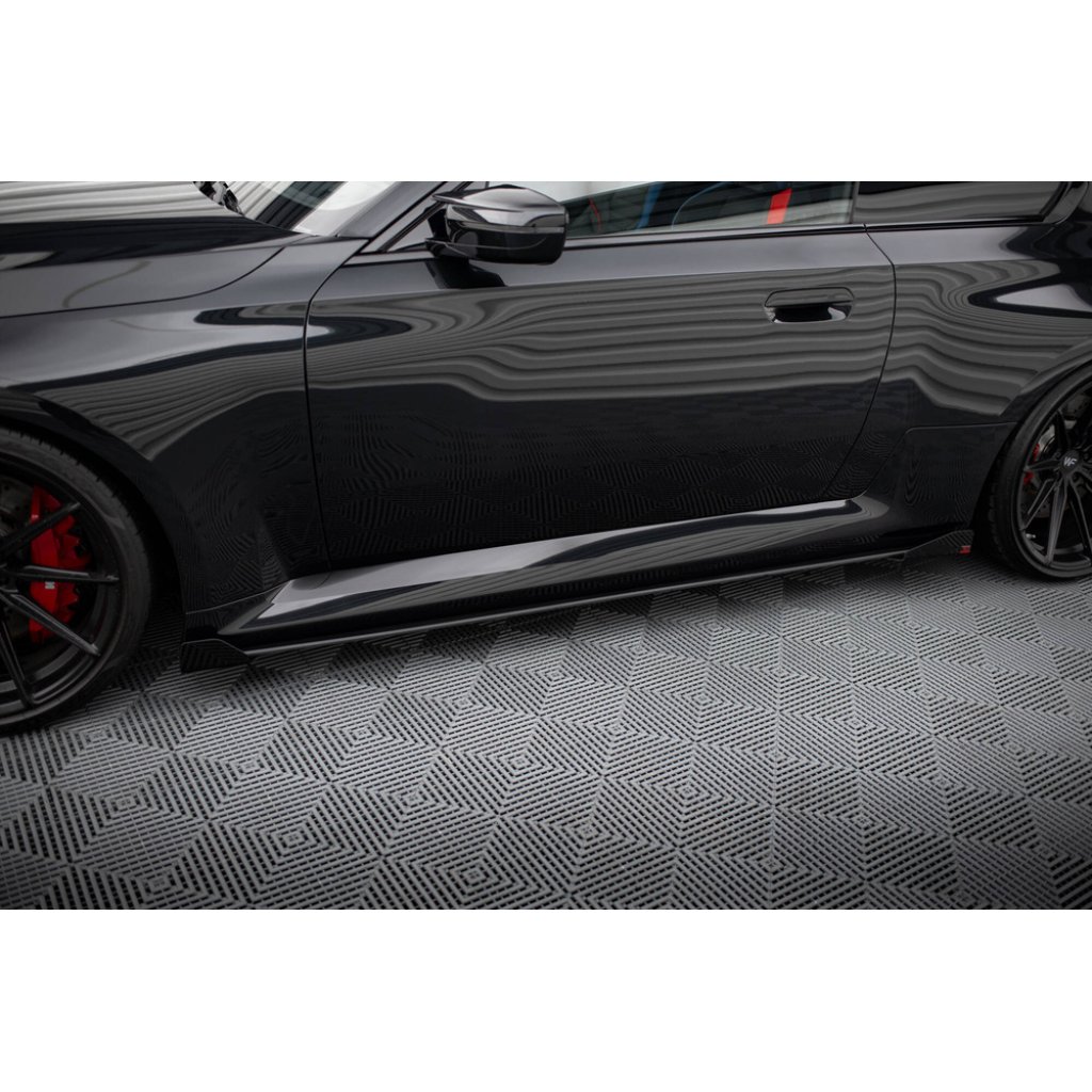 Maxton Design "Street Pro" difuzory pod boční prahy s křidélky ver.1 pro BMW M2 G87, plast ABS bez povrchové úpravy, s červenou linkou