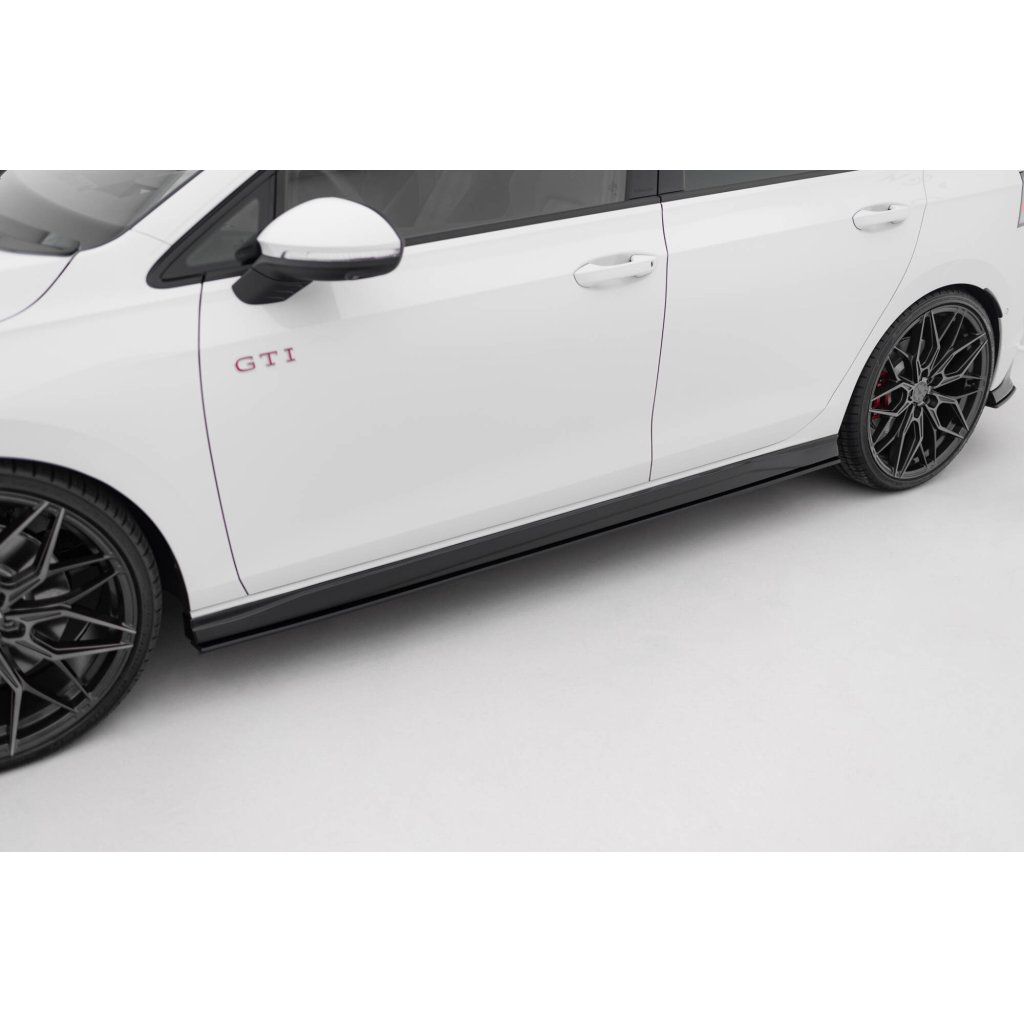 Maxton Design "Street Pro" difuzory pod boční prahy ver.2 pro Volkswagen Golf GTD Mk8, plast ABS bez povrchové úpravy, s černou a červenou linkou