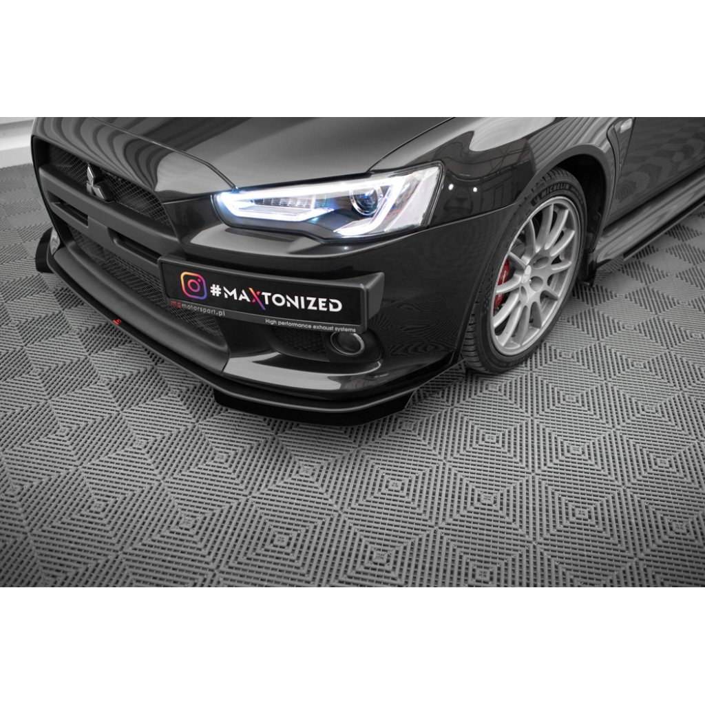 Maxton Design "Street Pro" spoiler pod přední nárazník s křidélky pro Mitsubishi Lancer Evo Mk10, plast ABS bez povrchové úpravy