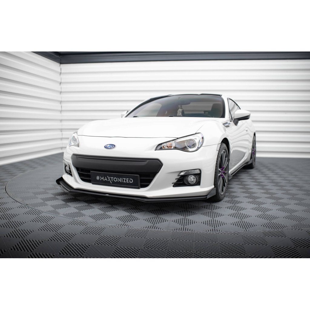 Maxton Design "Street Pro" spoiler pod přední nárazník s křidélky ver.1 pro Subaru BRZ Mk1, plast ABS bez povrchové úpravy, s černou a červenou linkou