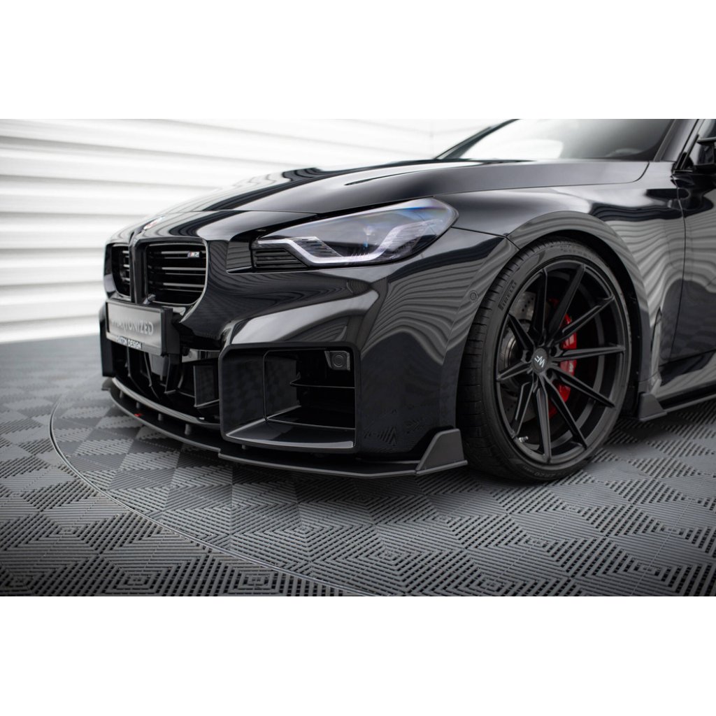 Maxton Design "Street Pro" spoiler pod přední nárazník ver.2 pro BMW M2 G87, plast ABS bez povrchové úpravy, s červenou linkou
