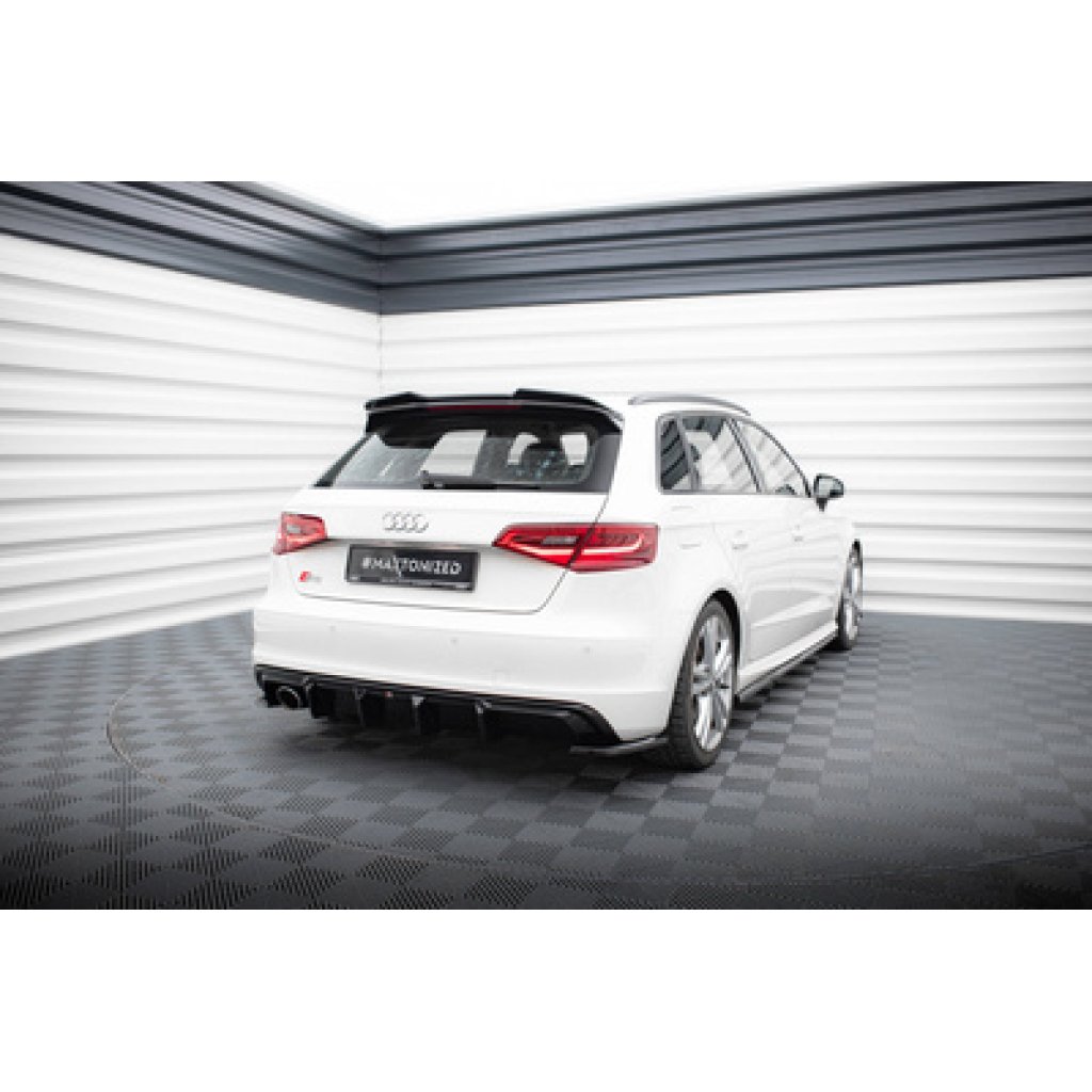 Maxton Design vložka zadního nárazníku pro Audi A3 8V, černý lesklý plast ABS, S-Line Sportback, verze s jednoduchou koncovkou na jedné straně