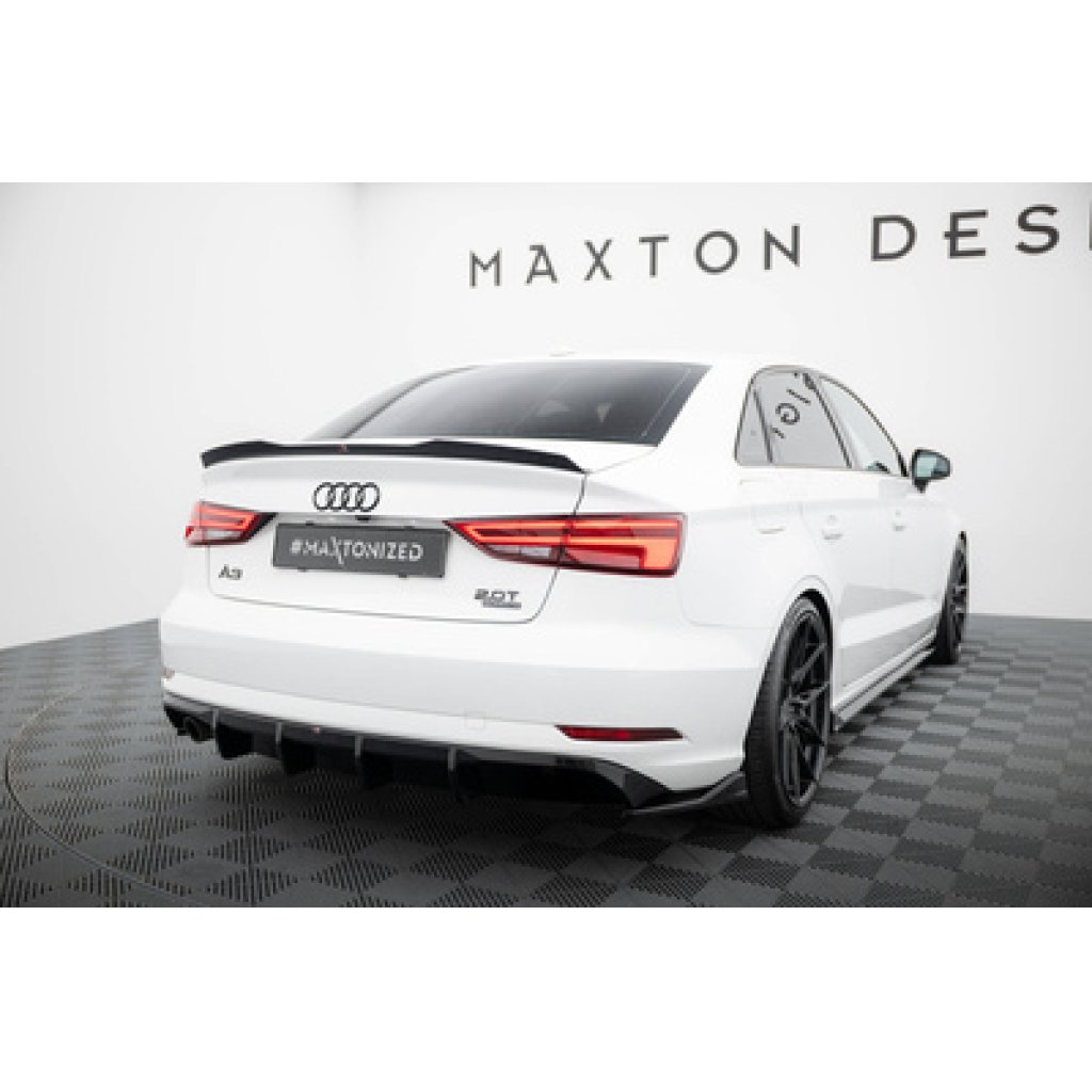 Maxton Design vložka zadního nárazníku pro Audi A3 8V FL, černý lesklý plast ABS, Sedan, verze s jednoduchou koncovkou na jedné straně