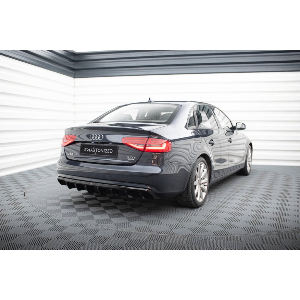 Maxton Design vložka zadního nárazníku pro Audi A4 B8 FL, černý lesklý plast ABS, Sedan/Avant, verze s dvojitou koncovkou na jedné straně