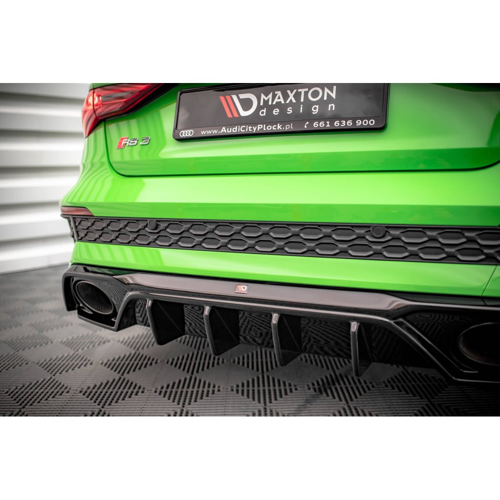 Maxton Design vložka zadního nárazníku pro Audi RS3 8Y, černý lesklý plast ABS, Sedan / Sportback