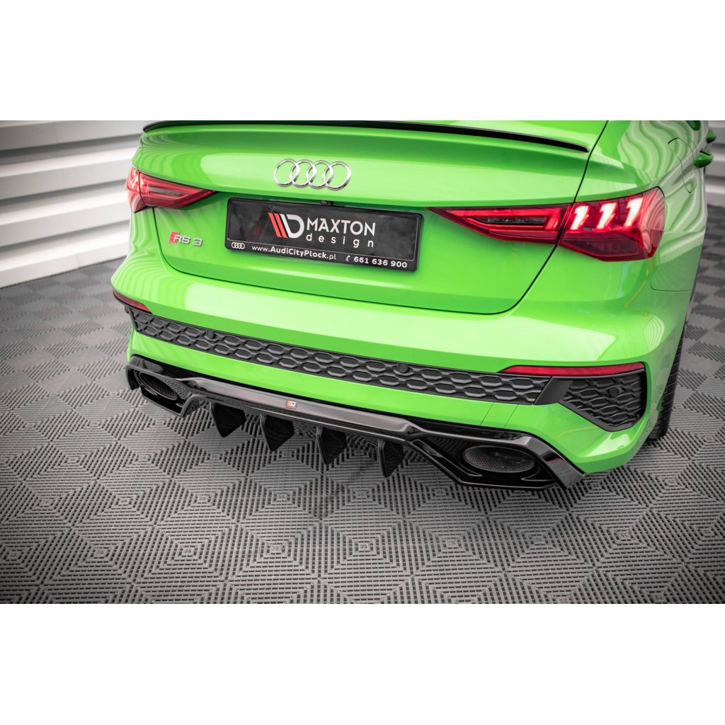 Maxton Design vložka zadního nárazníku pro Audi RS3 8Y, černý lesklý plast ABS, Sedan / Sportback