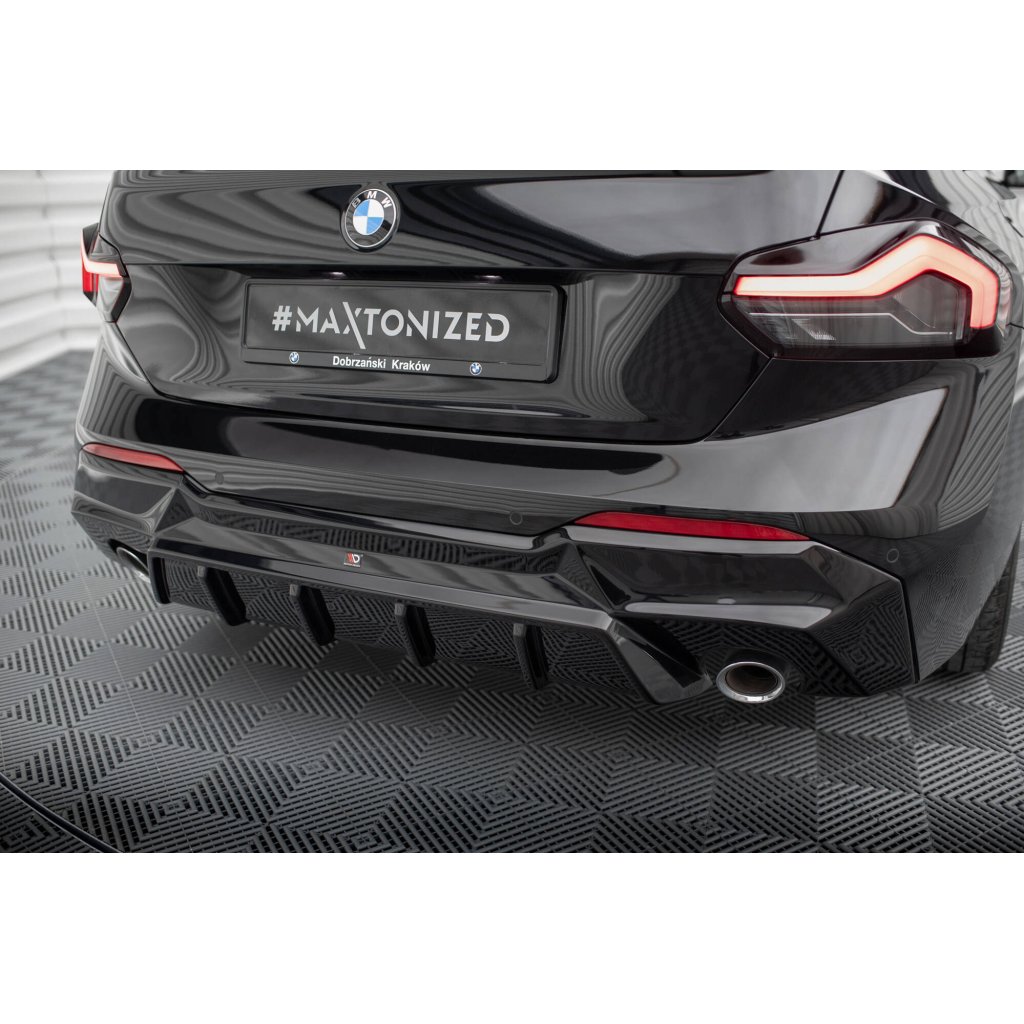 Maxton Design vložka zadního nárazníku pro BMW řada 2 G42 Standard, černý lesklý plast ABS