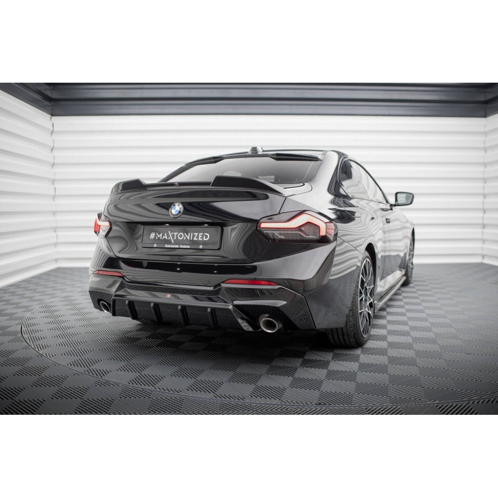 Maxton Design vložka zadního nárazníku pro BMW řada 2 G42 Standard, černý lesklý plast ABS