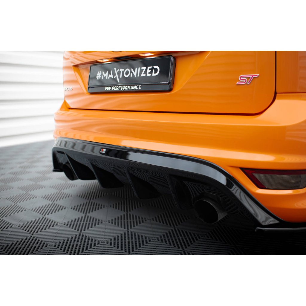 Maxton Design vložka zadního nárazníku pro Ford Focus ST Mk2 Facelift, černý lesklý plast ABS
