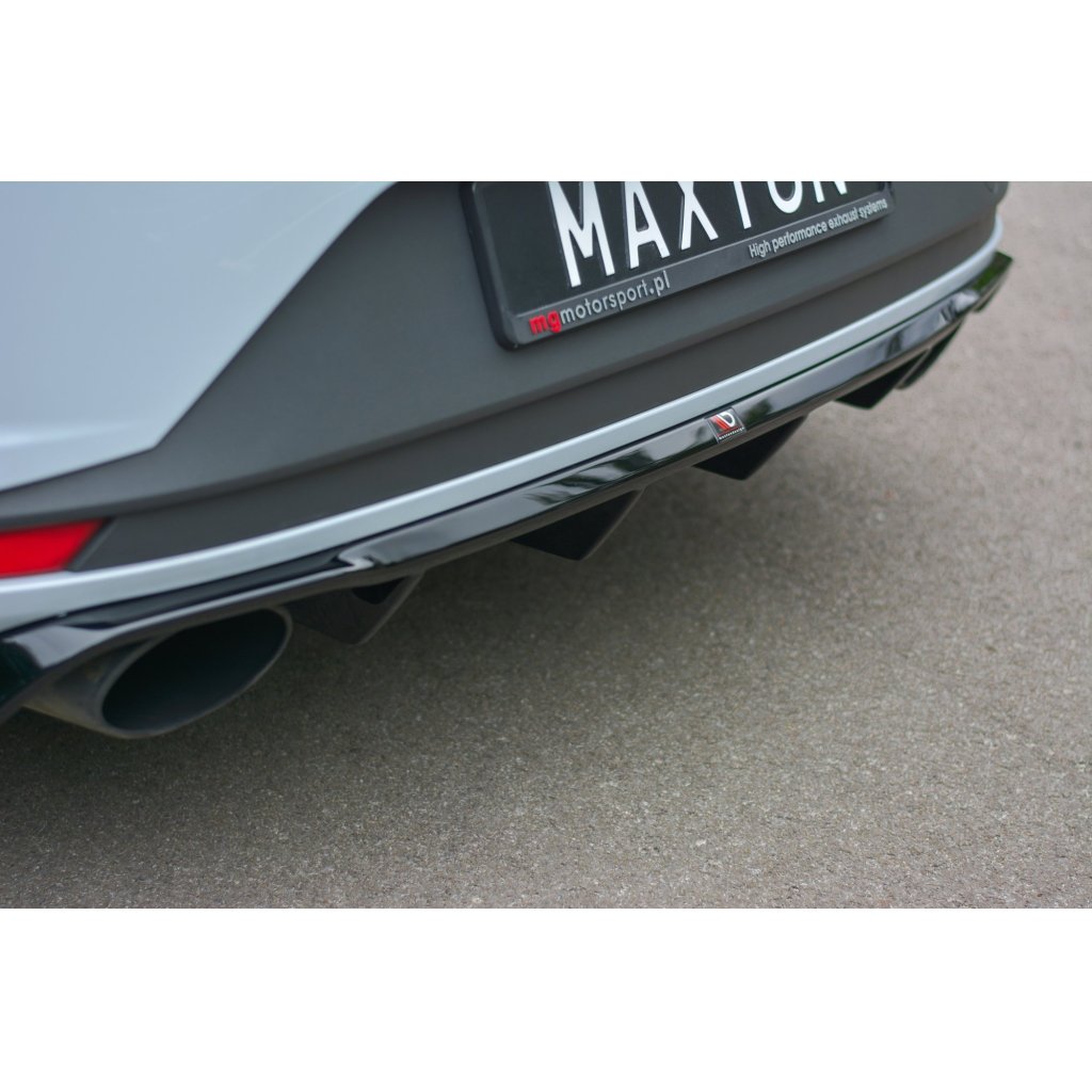 Maxton Design vložka zadního nárazníku pro Seat Leon Cupra Mk3, černý lesklý plast ABS