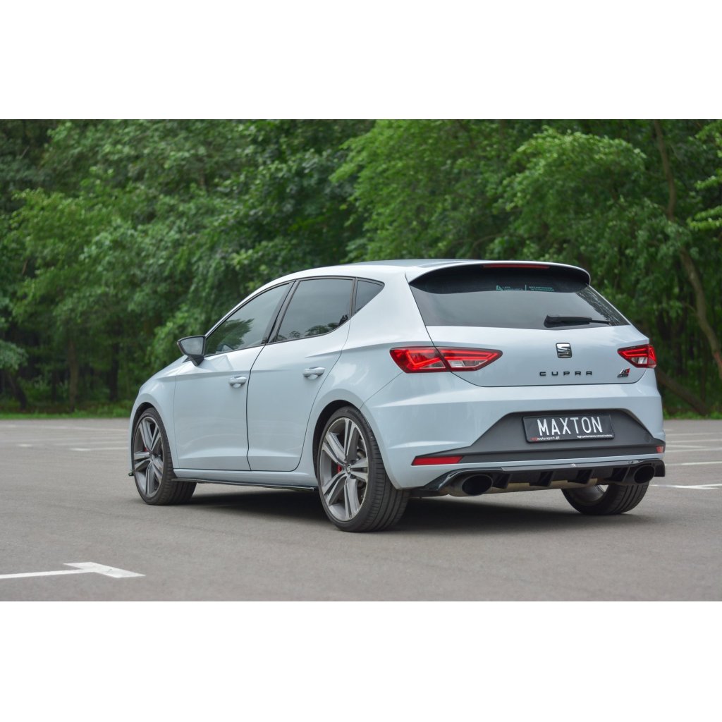Maxton Design vložka zadního nárazníku pro Seat Leon Cupra Mk3, černý lesklý plast ABS