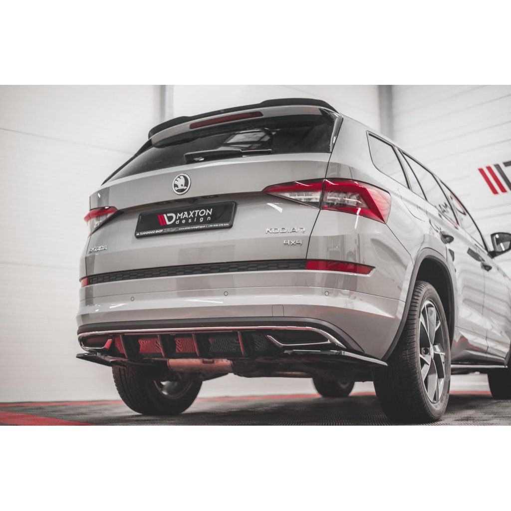 Maxton Design vložka zadního nárazníku pro Škoda Kodiaq Sportline 2016-, černý lesklý plast ABS