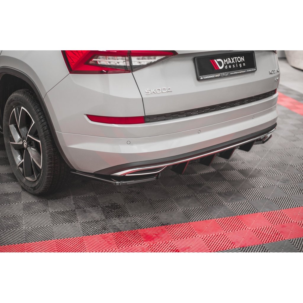 Maxton Design vložka zadního nárazníku pro Škoda Kodiaq Sportline 2016-, černý lesklý plast ABS