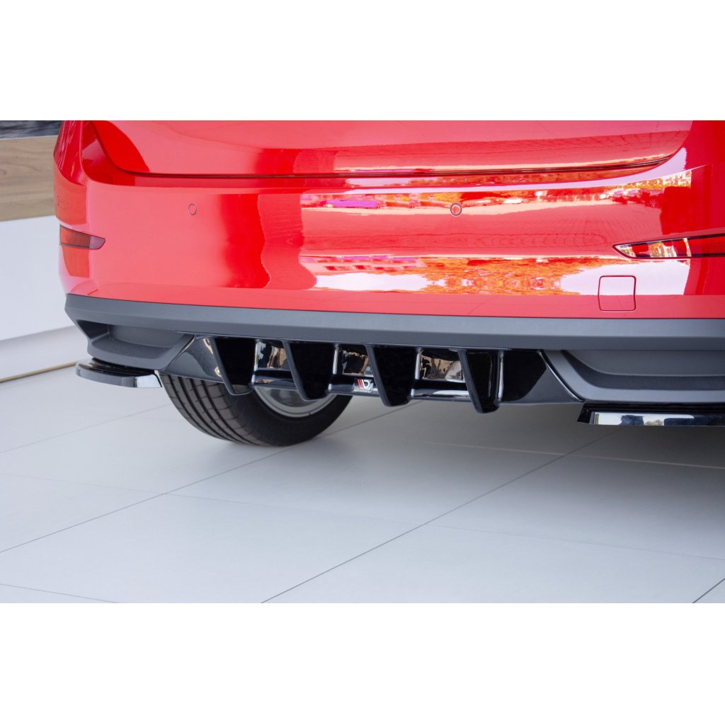 Maxton Design vložka zadního nárazníku pro Škoda Scala, černý lesklý plast ABS