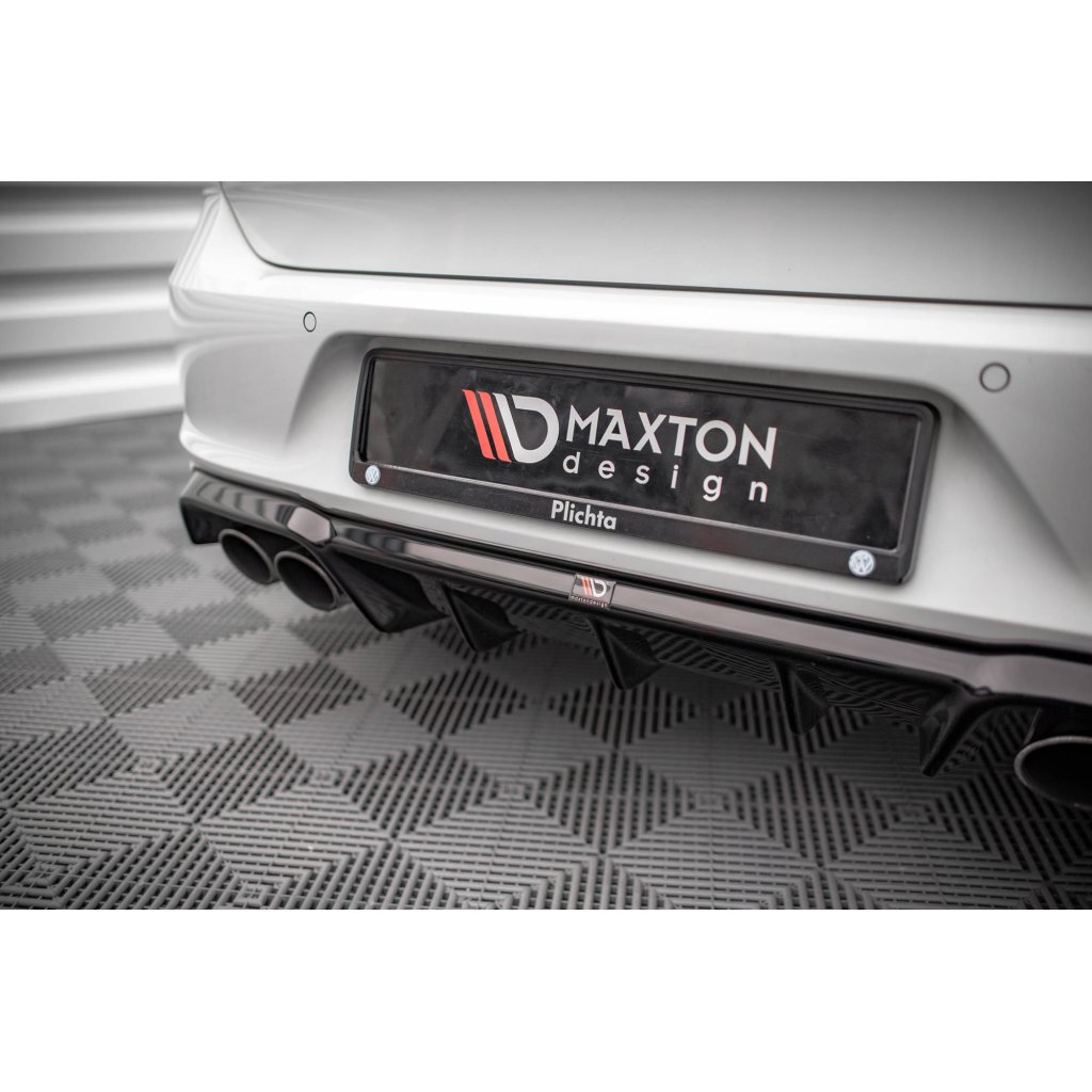 Maxton Design vložka zadního nárazníku pro Volkswagen Golf R Mk7, černý lesklý plast ABS