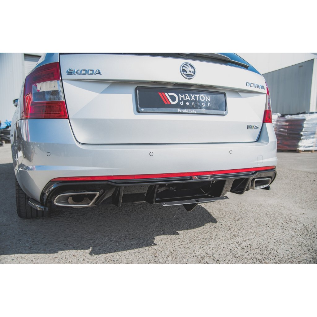 Maxton Design vložka zadního nárazníku ver.2 pro Škoda Octavia RS Mk3, černý lesklý plast ABS, pro dieselové motory