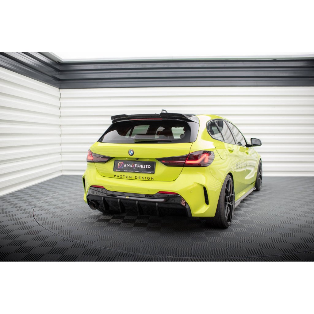 Maxton Design vložka zadního nárazníku ver.3 pro BMW řada 1 F40, černý lesklý plast ABS, M-Pack, s jednoduchou koncovkou na jedné straně