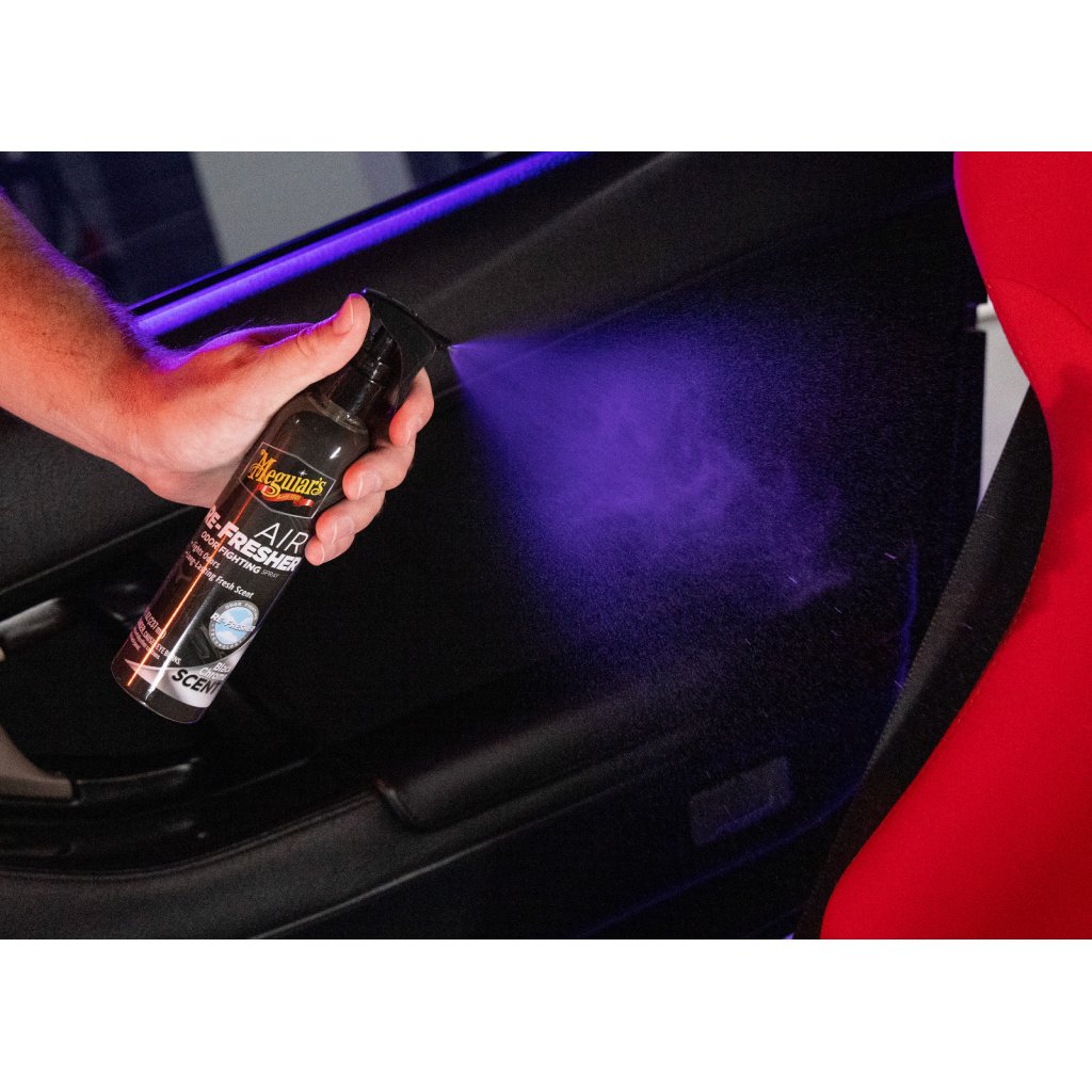 Meguiar's Air Re-Fresher Odor Fighting Spray - Black Chrome Scent - osvěžovač vzduchu v rozprašovači, vůně "Black Chrome", 237 ml