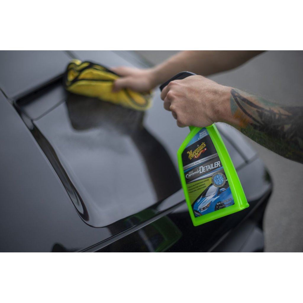 Meguiar's Hybrid Ceramic Detailer - hybridní keramický detailer pro odstranění lehkých nečistot a posílení ochrany, 768 ml