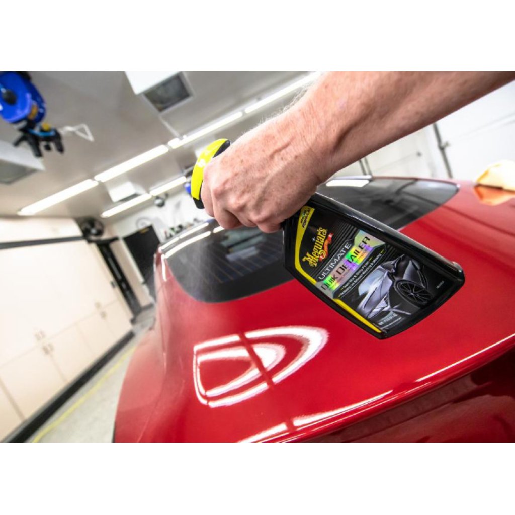Meguiar's Ultimate Quik Detailer - přípravek pro odstranění lehkých nečistot, nové složení, 709 ml